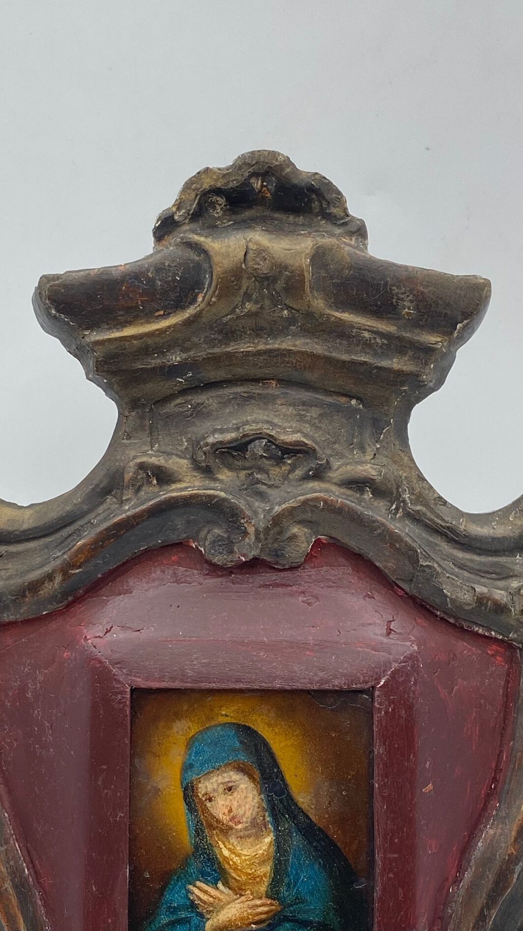 MADONNA DEL XVIII SECOLO DIPINTA SU RAME CON CORNICE IN LEGNO INTAGLIATO COEVA. - immagine 2
