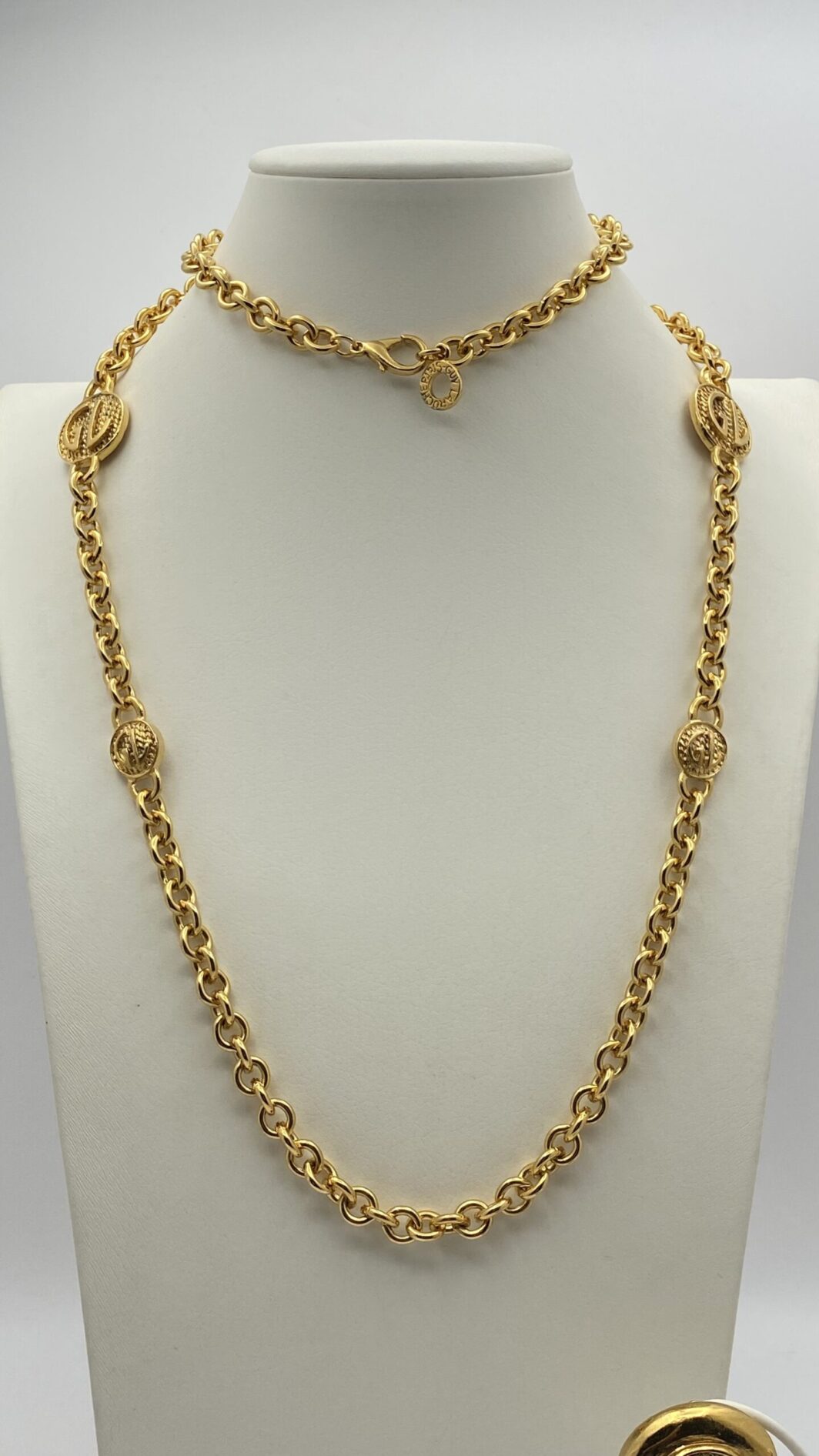 “GUY LAROCHE” PARURE IN METALLO GOLDTONE. PARIGI, VINTAGE ANNI ‘80. - immagine 3