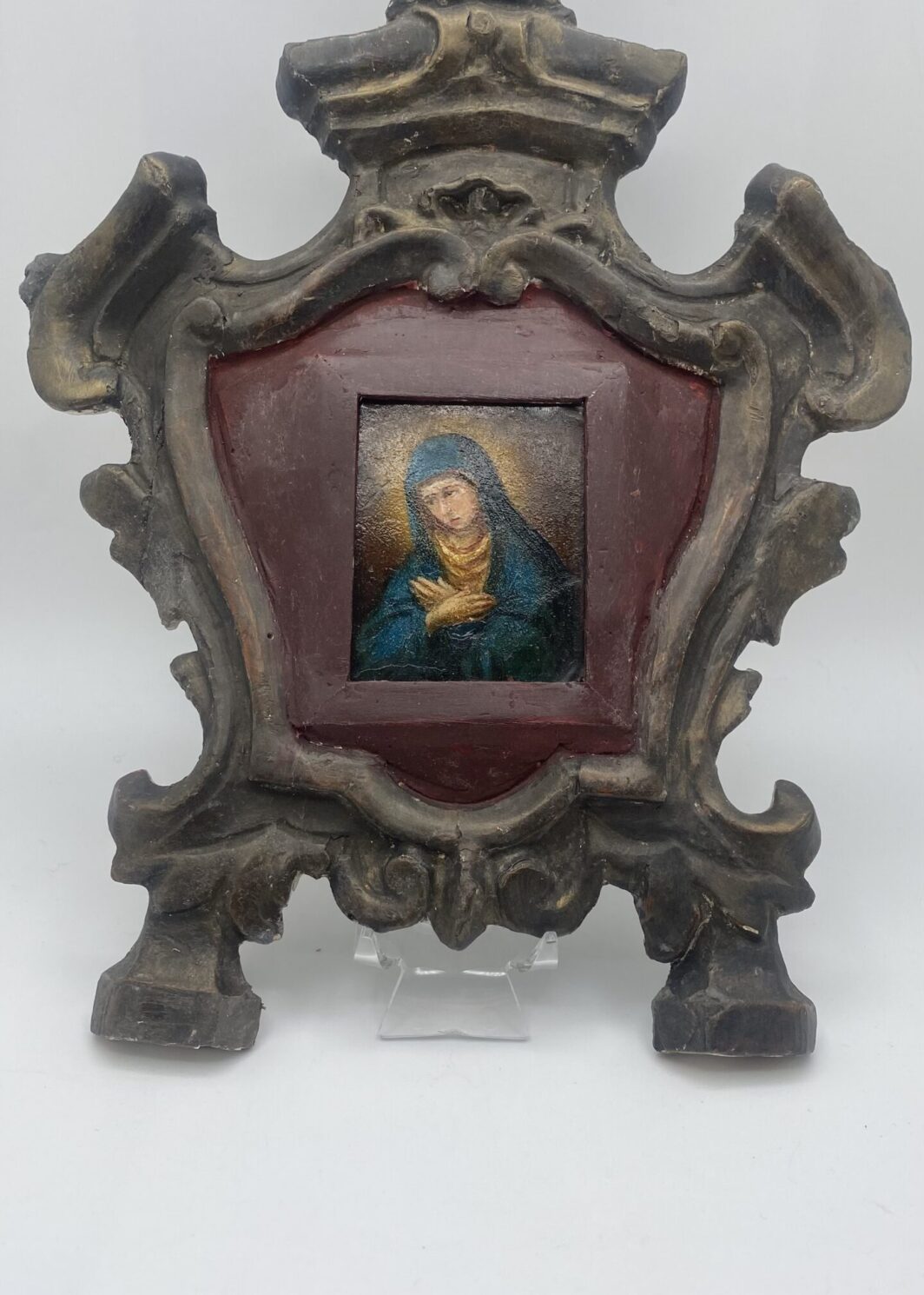 MADONNA DEL XVIII SECOLO DIPINTA SU RAME CON CORNICE IN LEGNO INTAGLIATO COEVA.