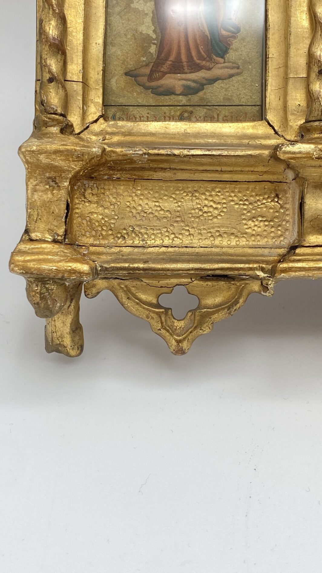 POLITTICO DI METÀ DEL XIX SECOLO, DECORATO IN ORO ZECCHINO, CON INCISIONI COEVE DEGLI ARCANGELI. - immagine 5