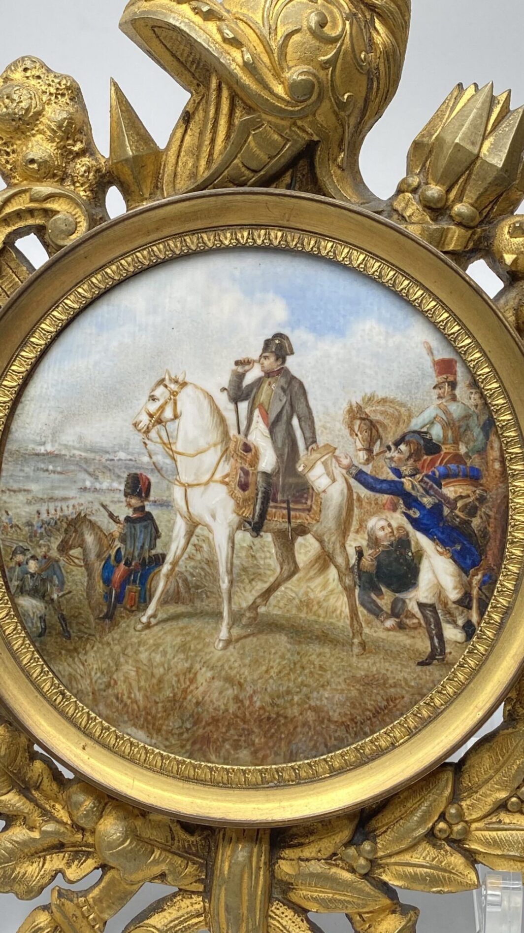 O. VERNET D’APRÉS MINIATURA DIPINTA SU AVORIO, DI NAPOLEONE BONAPARTE DURANTE LA BATTAGLIA DI WAGRAM, CON PREGIATA CORNICE IN BRONZO DORATO COEVA. FRANCIA, PRIMA METÀ DEL XIX sec. - immagine 13