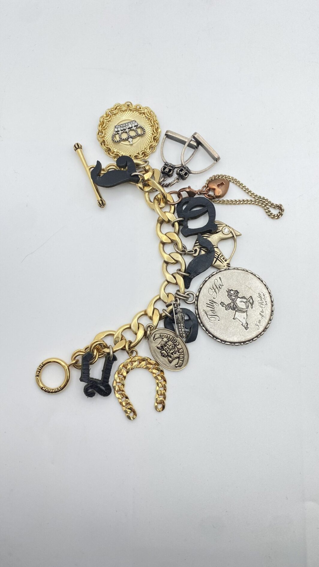 BIGIOTTERIA “JUICY COUTURE” VINTAGE. BRACCIALE CHARMS EQUESTRE. ELEGANZA GRINTOSA. - immagine 14
