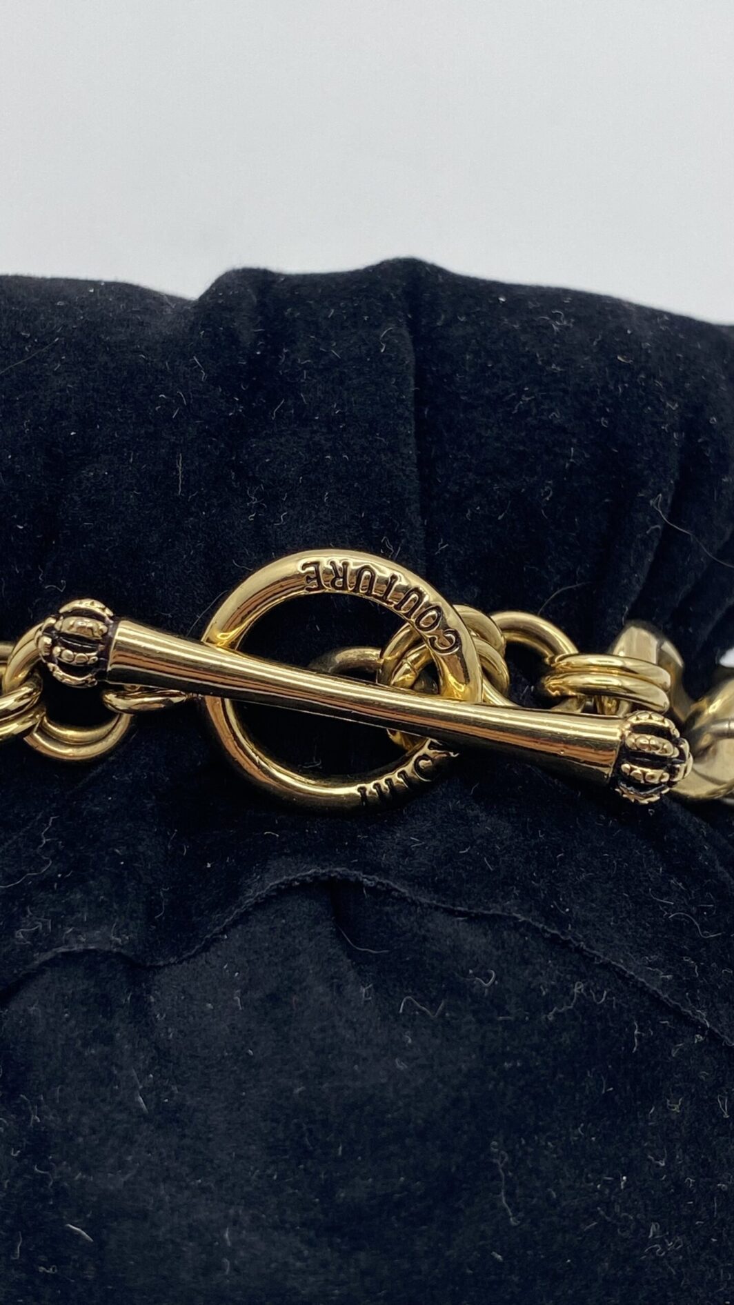 BIGIOTTERIA “JUICY COUTURE” VINTAGE. BRACCIALE CHARMS EQUESTRE. ELEGANZA GRINTOSA. - immagine 12