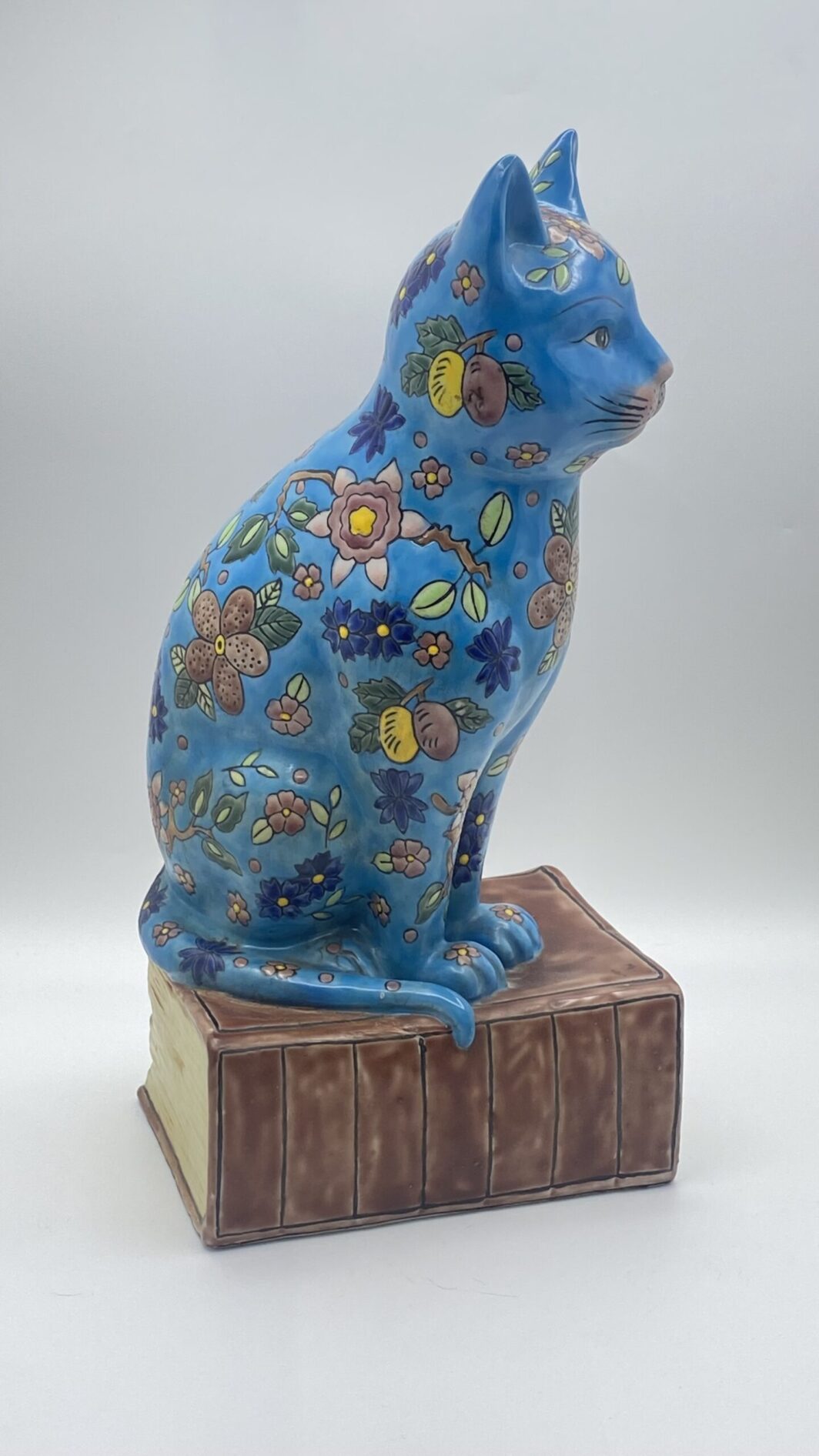 GATTO IN PORCELLANA SMALTATA ART DÉCO ANNI ’20, FRANCIA: ELEGANZA E RAFFINATEZZA SENZA TEMPO - immagine 4