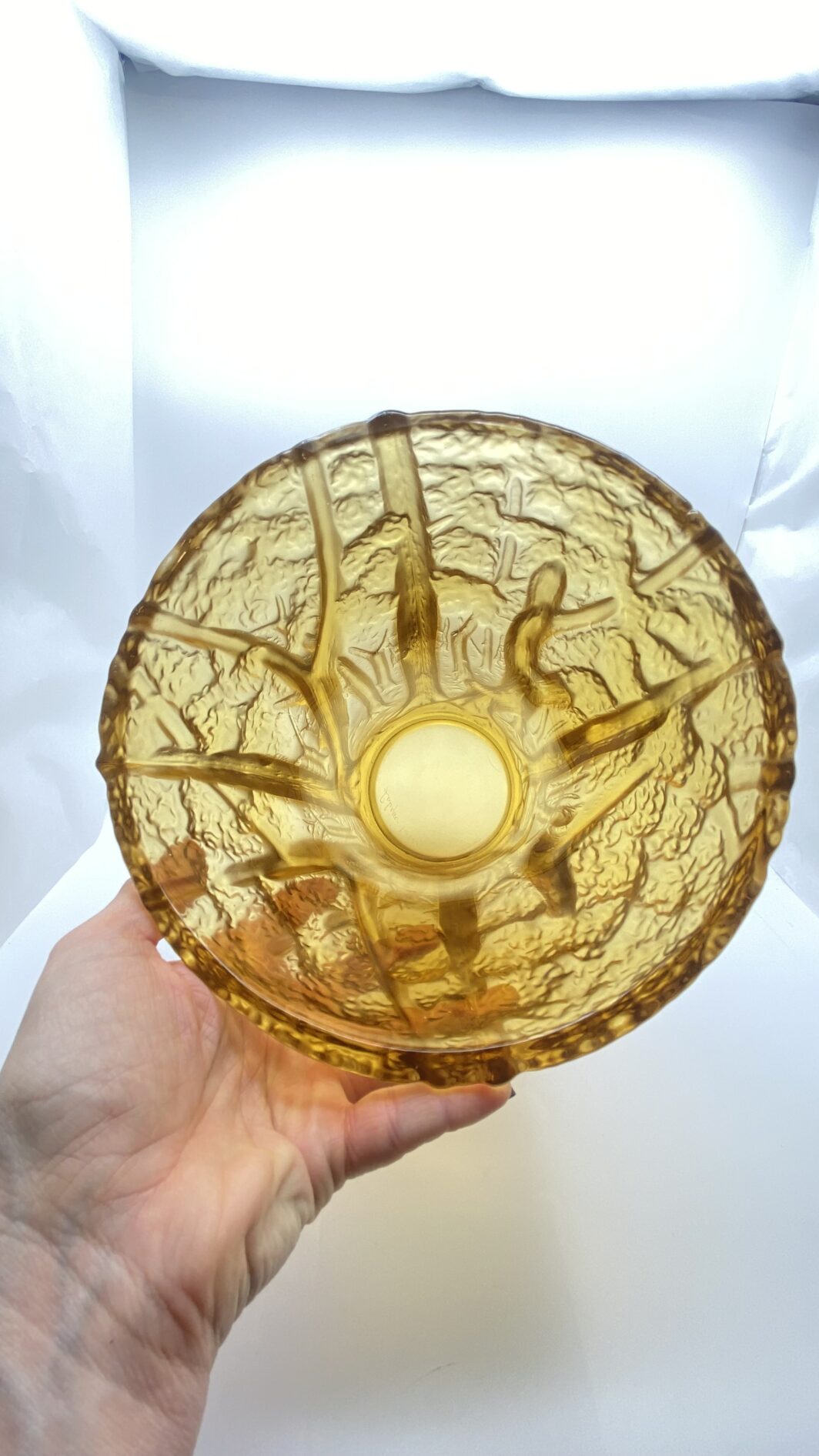 “LALIQUE FRANCE”. STRAORDINARIO VASO VINTAGE IN CRISTALLO COLOR AMBRA, CON RAFFIGURAZIONE IN RILIEVO DI UN BOSCO. - immagine 17