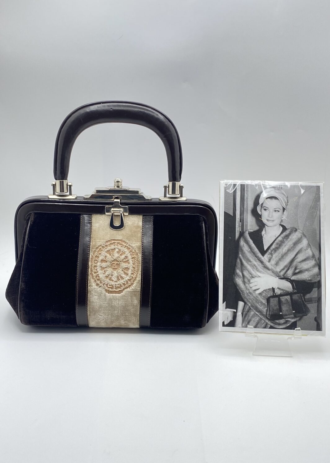 BORSA VINTAGE “BAGONGHI” BY ROBERTA DI CAMERINO. LO STATUS SYMBOL DEGLI ANNI ‘50-‘60. IN CONDIZIONI PERFETTE.