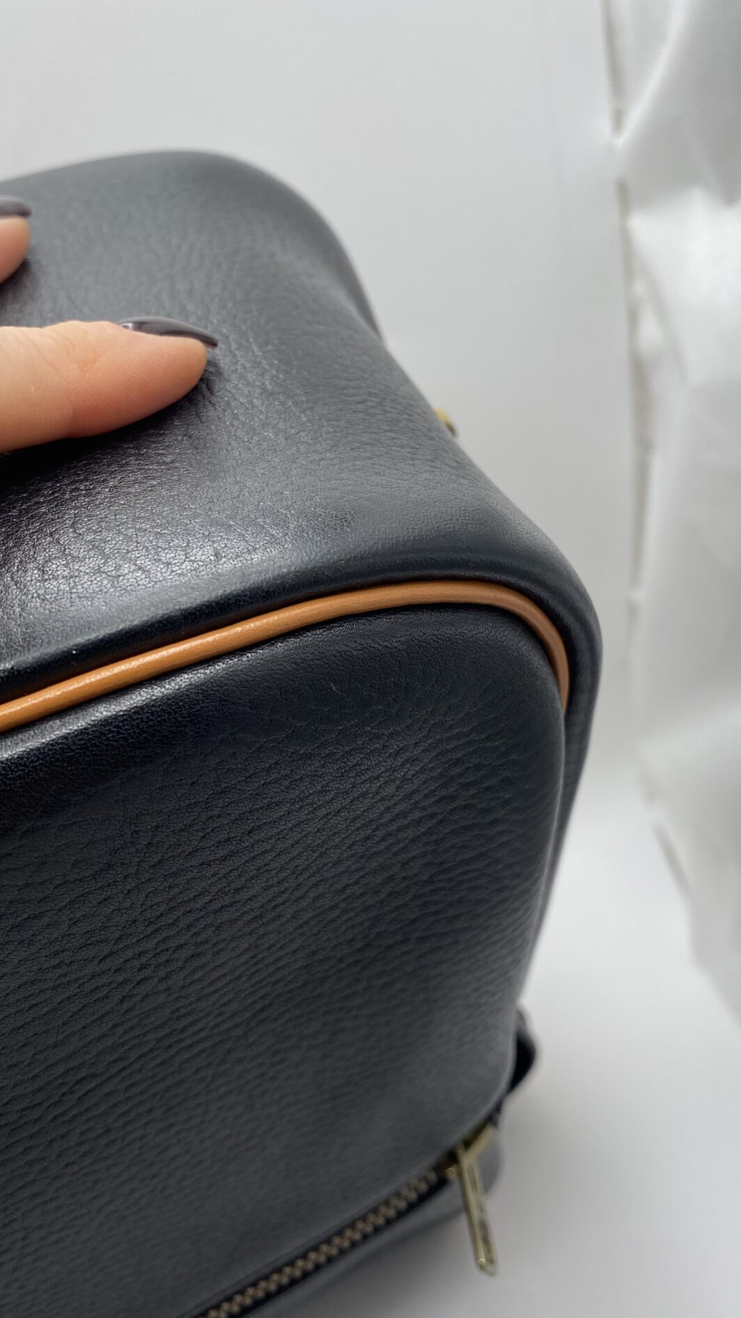 HERMÈS VINTAGE. BORSA “NOUMEA” BLU NAVY E NOCCIOLA. FRANCIA, 1985. - immagine 16