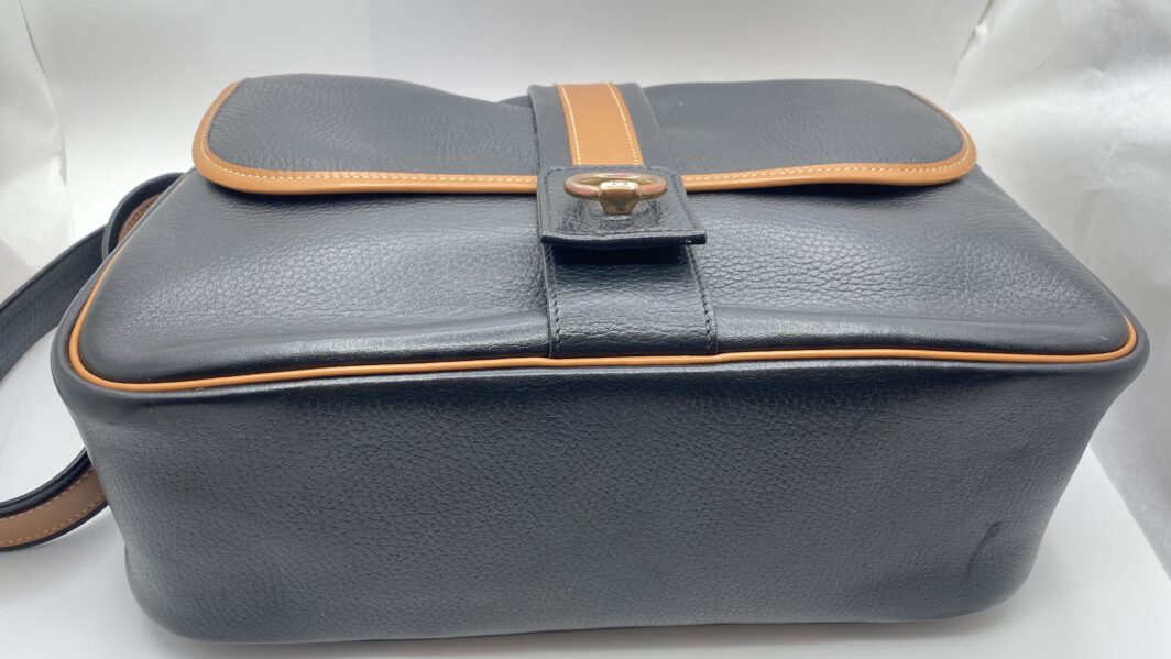HERMÈS VINTAGE. BORSA “NOUMEA” BLU NAVY E NOCCIOLA. FRANCIA, 1985. - immagine 18