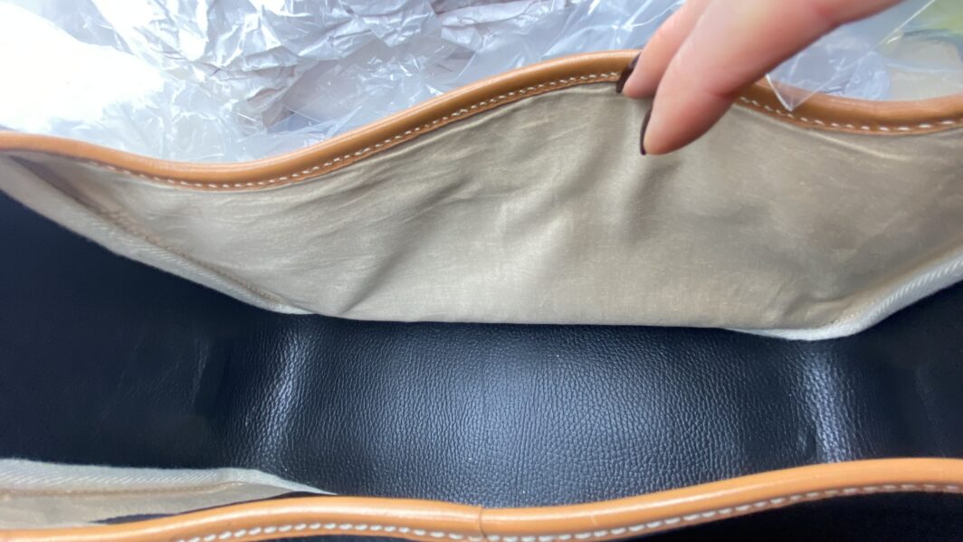 HERMÈS VINTAGE. BORSA “NOUMEA” BLU NAVY E NOCCIOLA. FRANCIA, 1985. - immagine 27