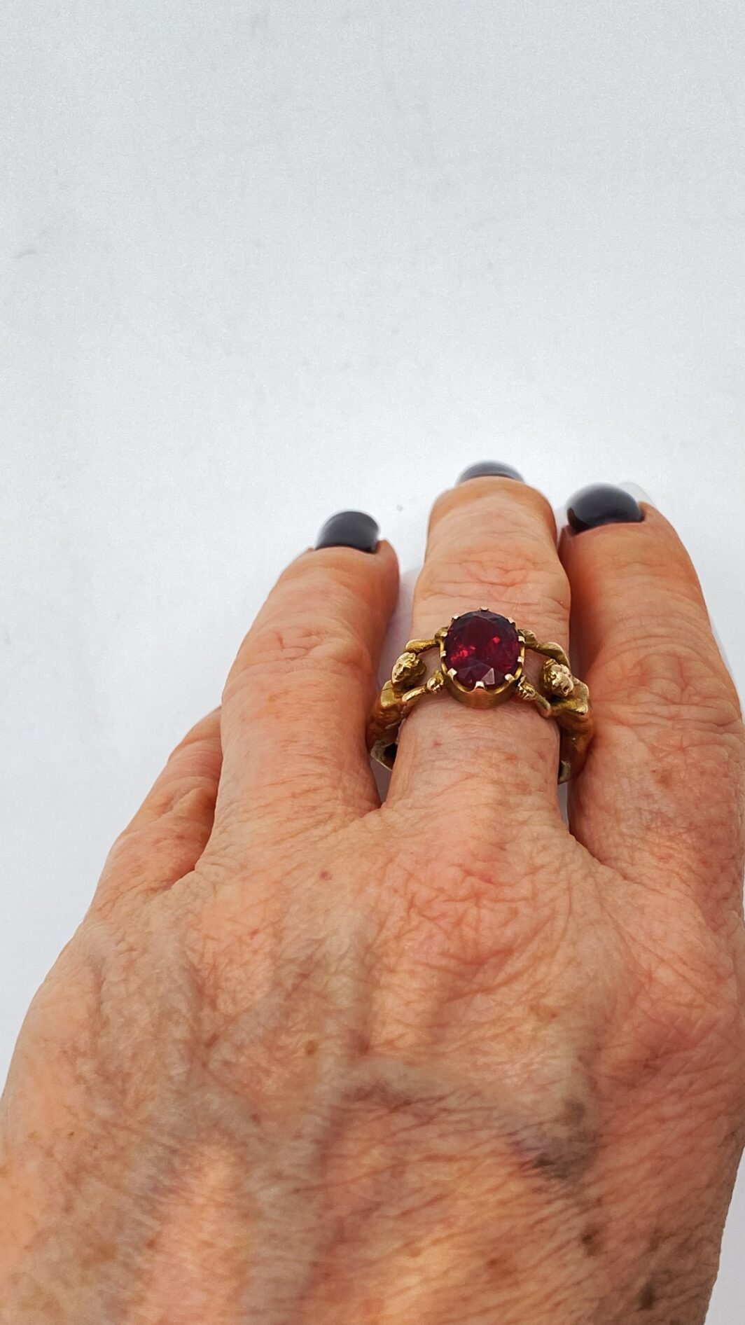 MERAVIGLIOSO ANELLO DI FIDANZAMENTO VITTORIANO, CON TORMALINA DI TRE CARATI, IN ORO 9 CT. U.K. XIX sec. - immagine 12