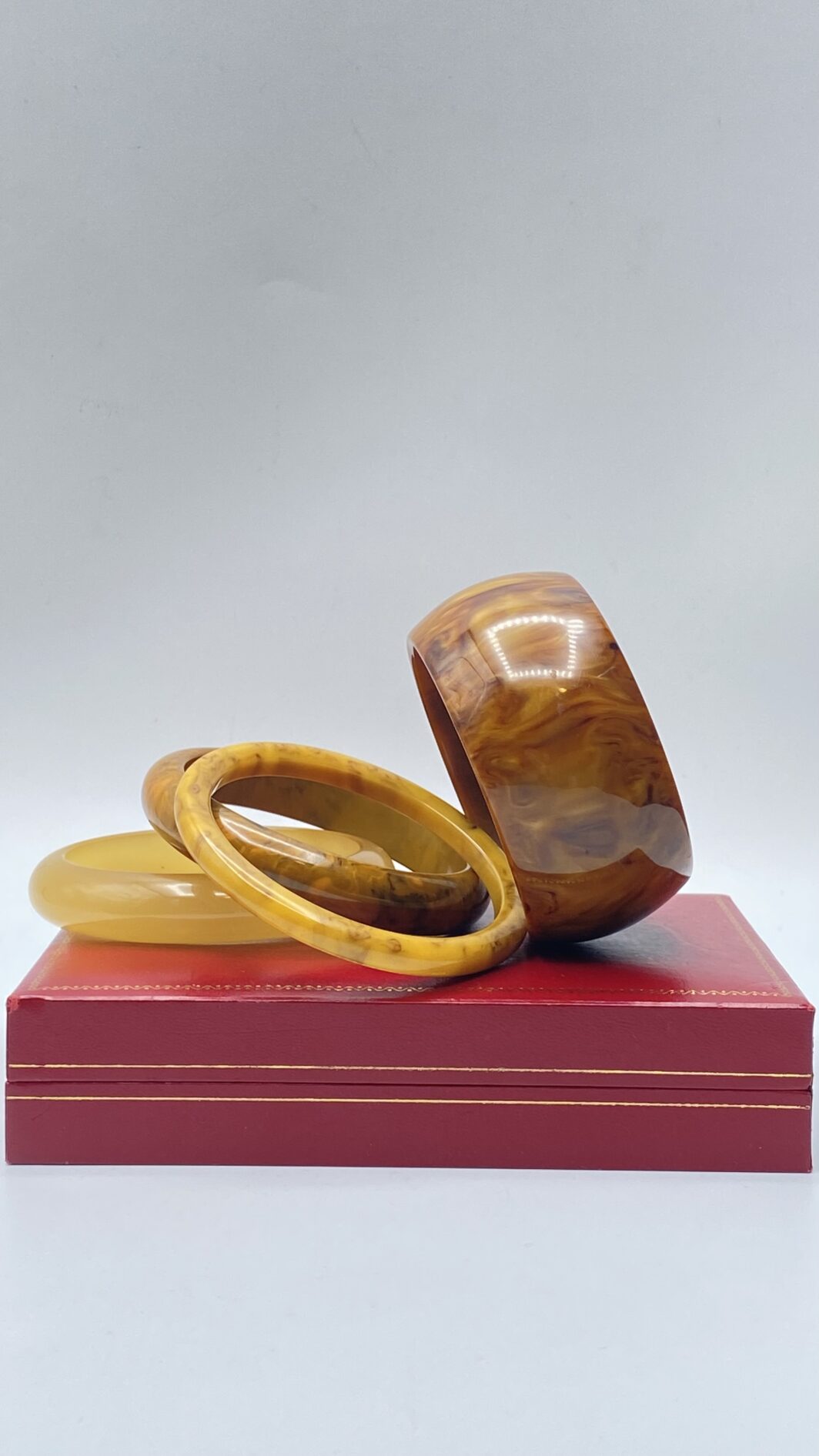 BELLISSIMO BRACCIALE IN BACHELITE MARMORIZZATA COLOR MIELE - immagine 6