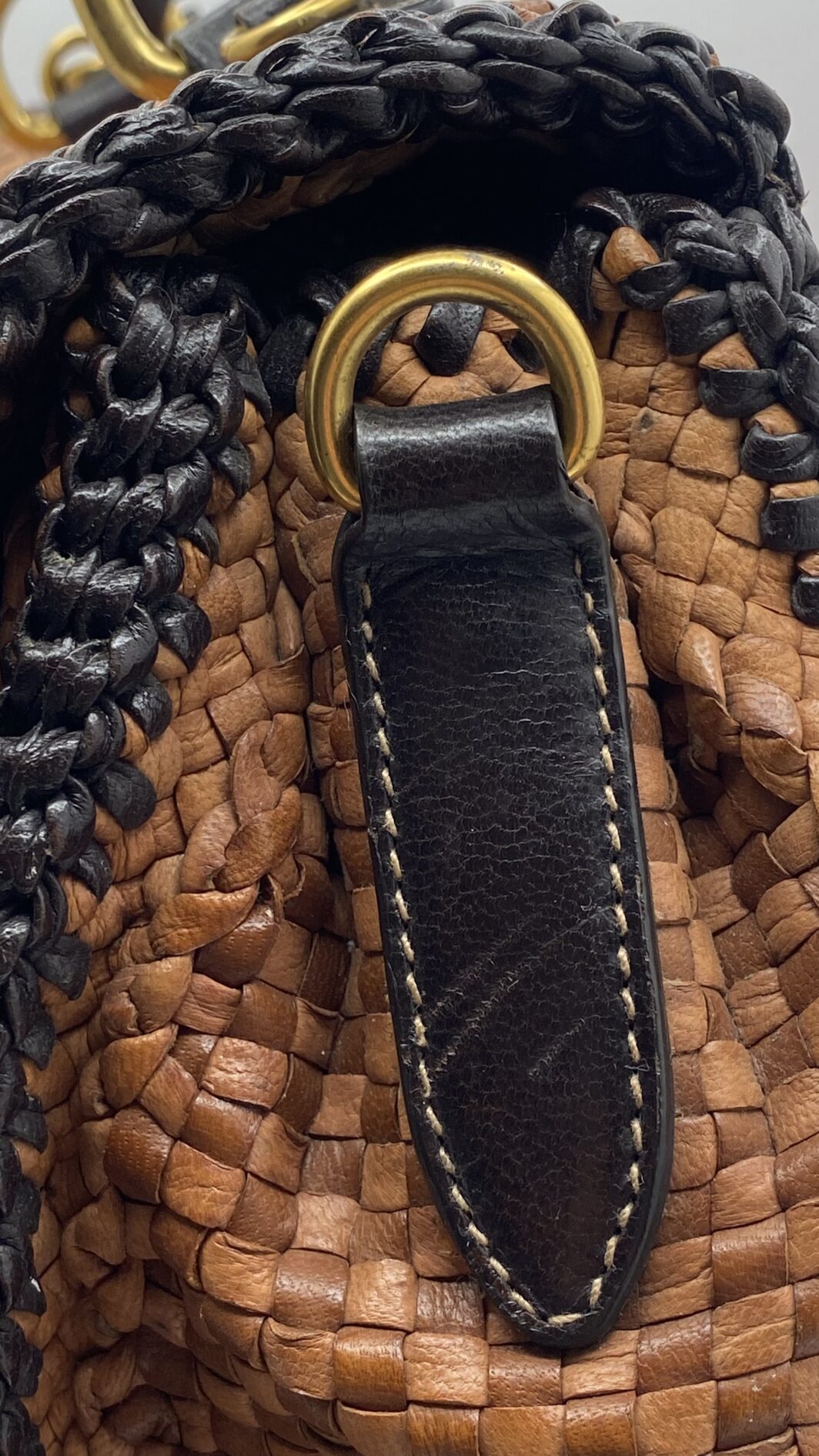 PRADA “MADRAS” VINTAGE – L’ELEGANZA SENZA TEMPO DELL’INTRECCIO ARTIGIANALE - immagine 25