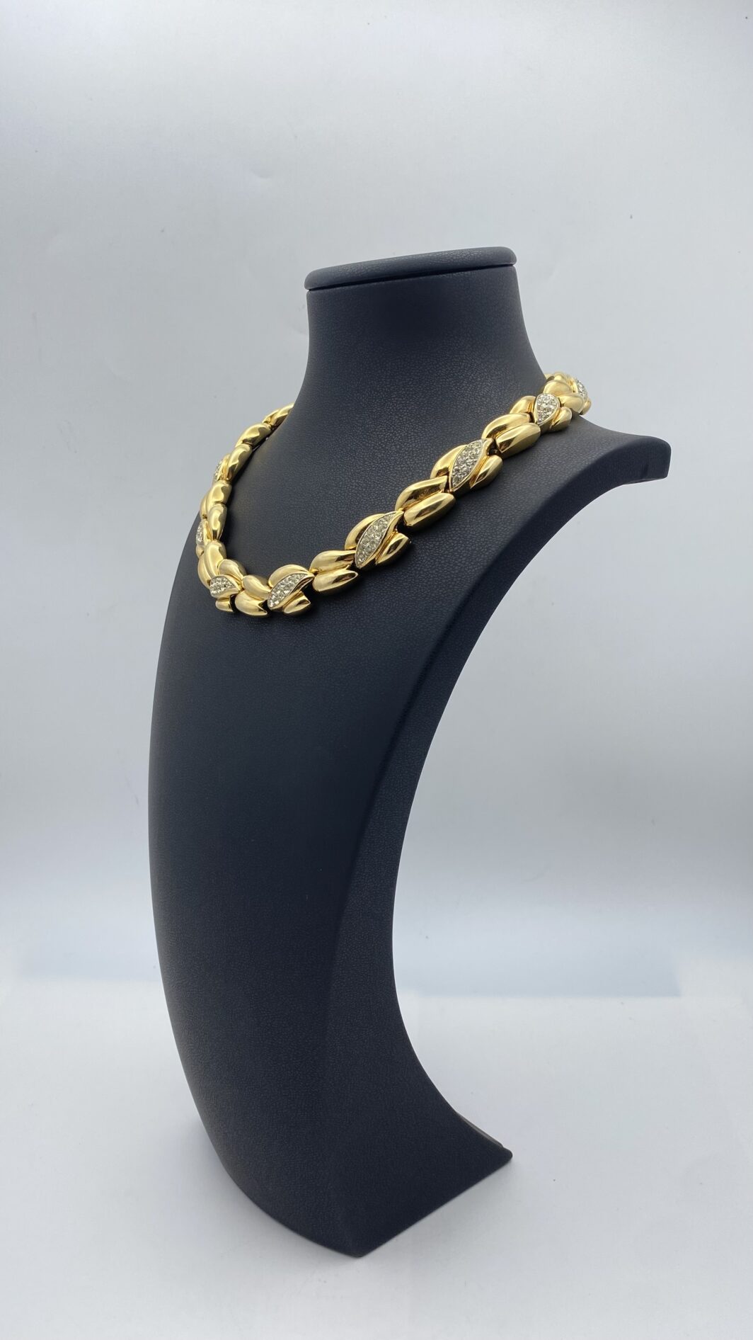 MERAVIGLIOSO COLLIER UNSIGNED, BULGARI LIKE. BIGIOTTERIA AMERICANA VINTAGE ANNI ‘80. - immagine 4