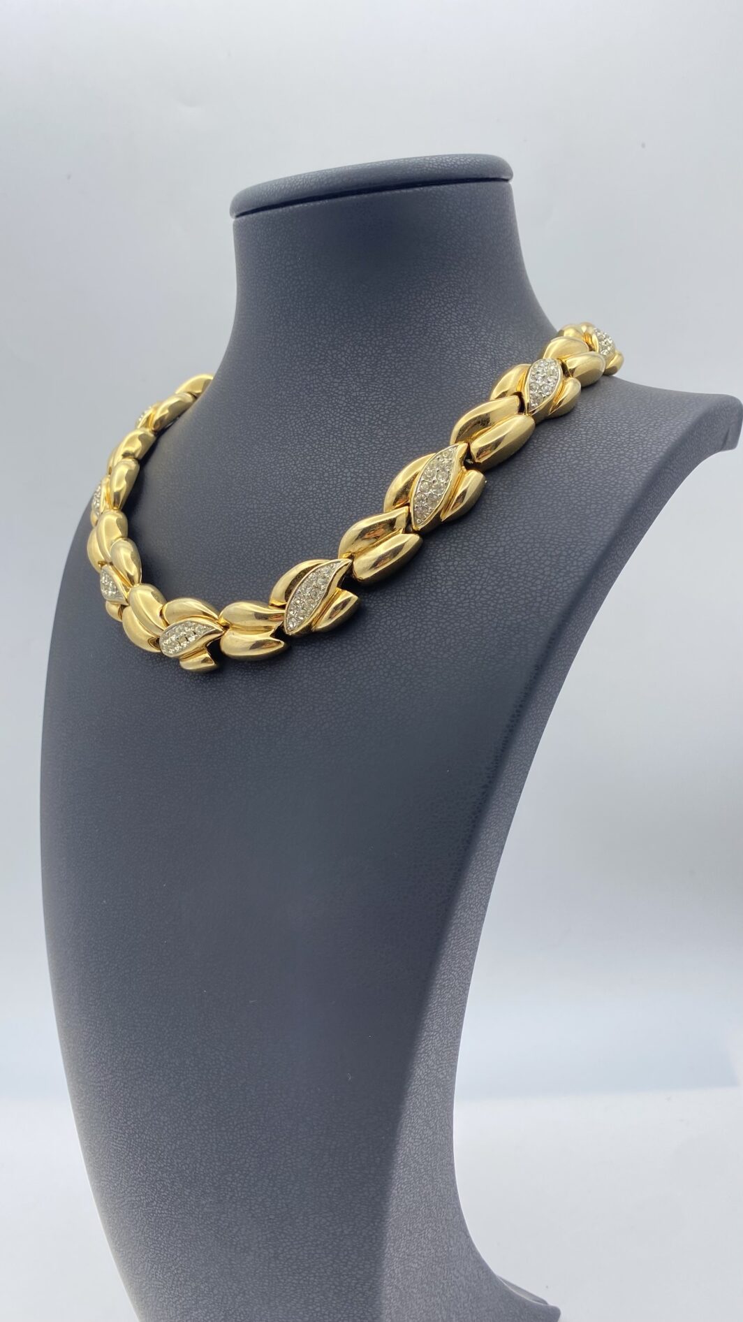 MERAVIGLIOSO COLLIER UNSIGNED, BULGARI LIKE. BIGIOTTERIA AMERICANA VINTAGE ANNI ‘80. - immagine 11