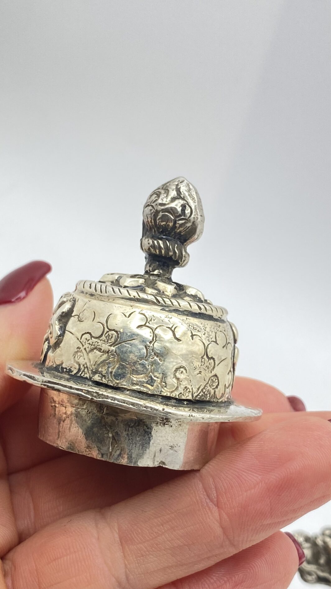 ÉGOÏSTE IN ARGENTO, CINA XIX SECOLO.  RAFFINATA TEIERA IN MINIATURA DI ARTE ORIENTALE. - immagine 10
