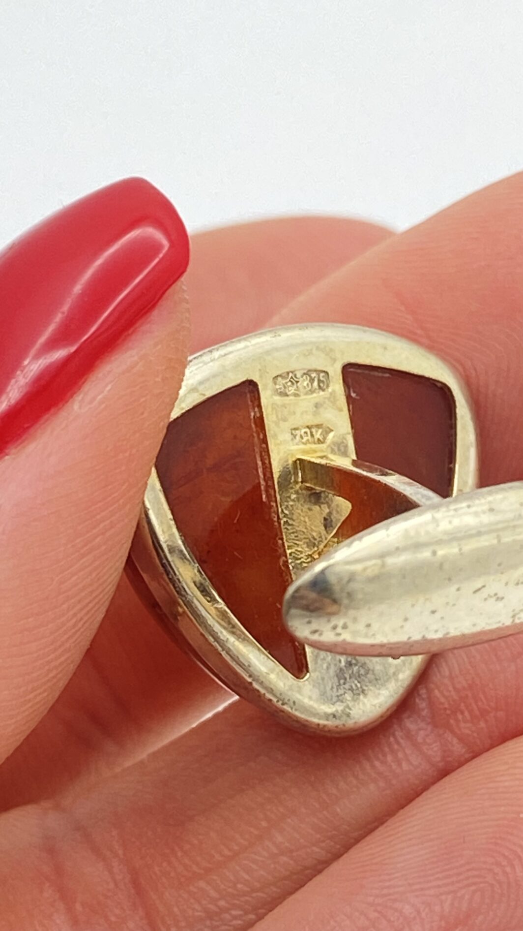 GEMELLI VINTAGE ANNI ‘60: ELEGANZA SOVIETICA IN ARGENTO DORATO E AMBRA BALTICA. - immagine 8