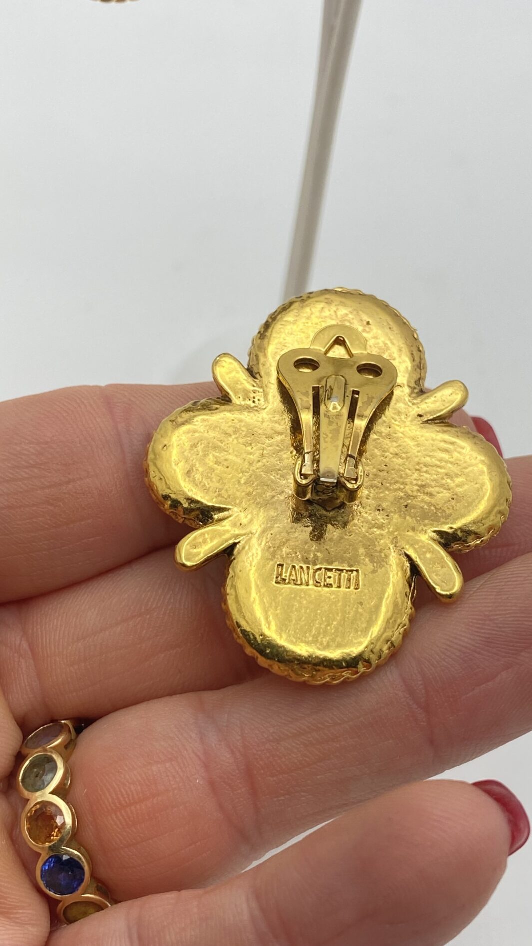 ORECCHINI VINTAGE LANCETTI A CROCE CON PERLE MABÈ. BIGIOTTERIA ITALIANA ANNI ‘80. - immagine 10