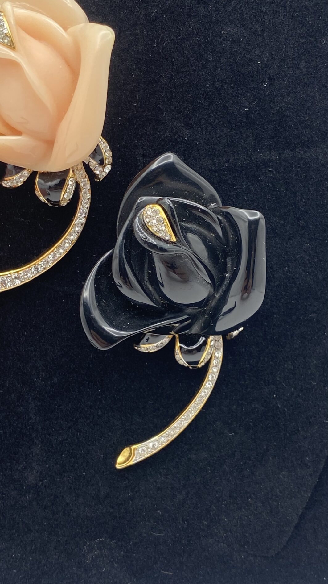 TRITTICO DI ROSE VINTAGE KENNETH JAY LANE: ELEGANZA SENZA TEMPO - immagine 8