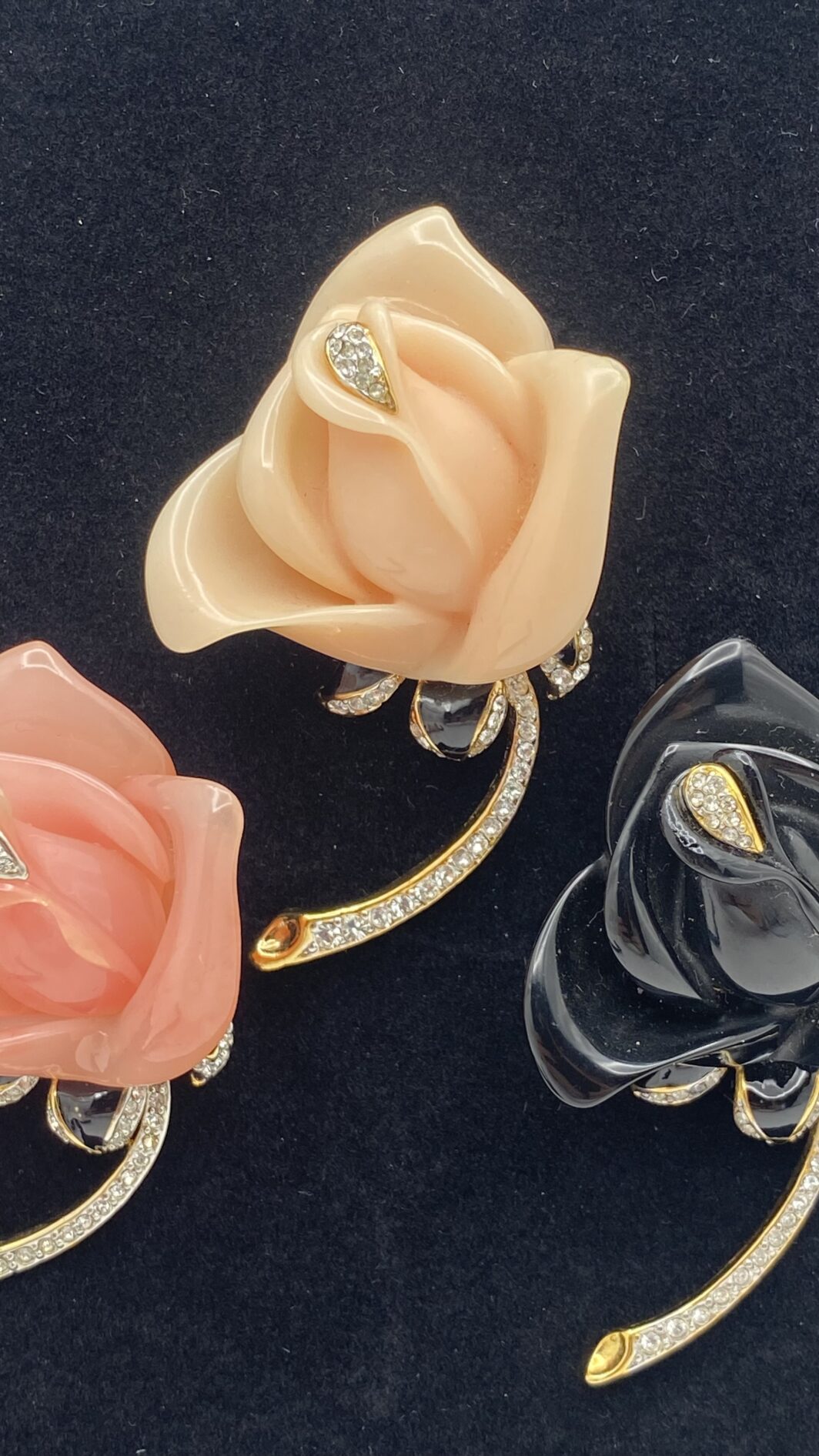 TRITTICO DI ROSE VINTAGE KENNETH JAY LANE: ELEGANZA SENZA TEMPO - immagine 7