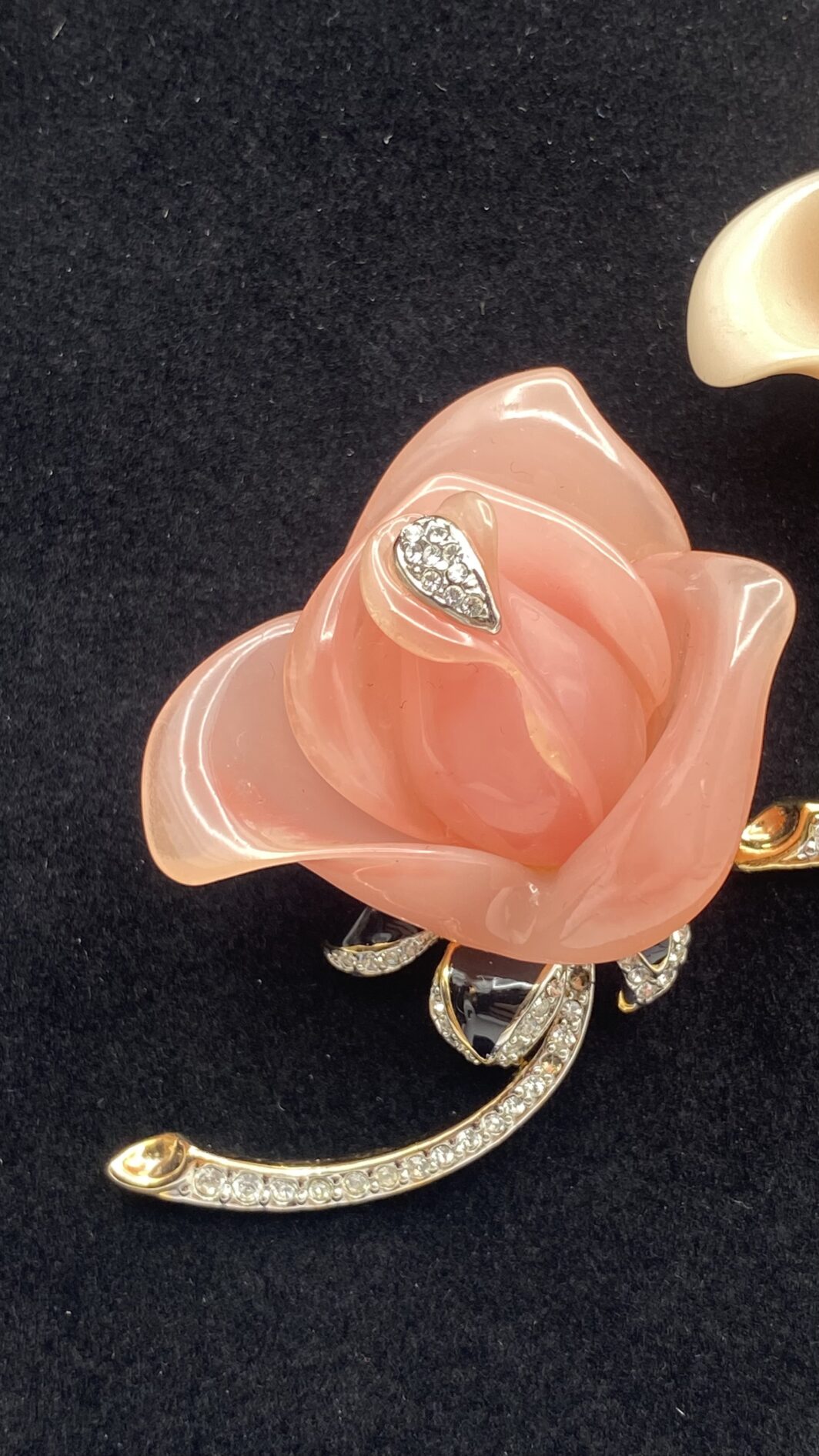 TRITTICO DI ROSE VINTAGE KENNETH JAY LANE: ELEGANZA SENZA TEMPO - immagine 14