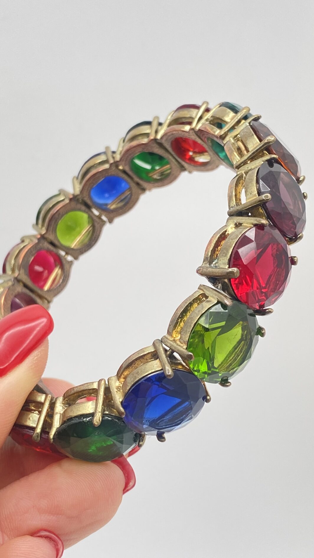 BRACCIALE VINTAGE ANNI ‘50 – ESPLOSIONE DI COLORE IN CRISTALLI POLICROMI E METALLO GOLDTONE - immagine 12