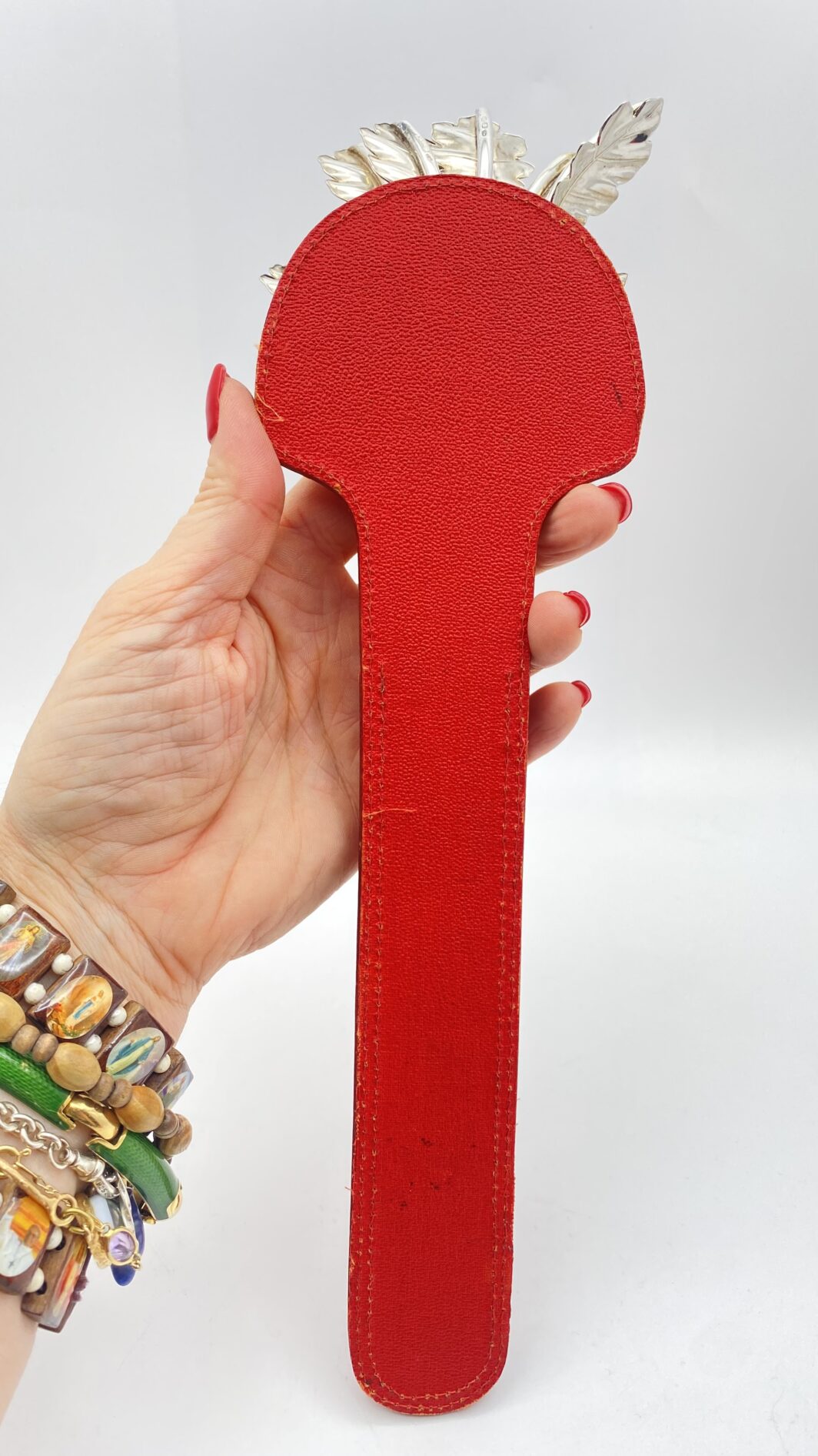 STRAORDINARIO E RARO SET DI 12 CANNUCCE DA COCKTAIL, CON CUCCHIAINI A FOGLIA DI QUERCIA. OPERA DELLA CELEBRE ARGENTERIA CLEMENTI DI BOLOGNA, ASSORBITA DA BUCCELLATI. ITALIA, VINTAGE ANNI ‘60/‘70. - immagine 3