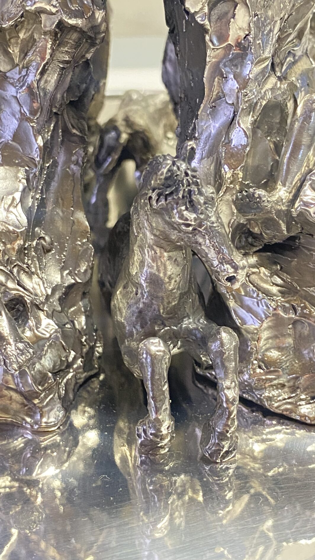 SORPRENDENTE E GRANDE SOURTOUT VINTAGE DELLA CELEBRE CASA ARGENTIERA ROMANA “RIDI E MADON”, IN ARGENTO MASSICCIO 925 E TRAVERTINO, RAFFIGURANTE LE FAMOSE FONTANE DELLA CELEBRE PIAZZA NAVONA : LA FONTANA DEL MORO, DEI QUATTRO FIUMI E LA FONTANA DEL NETTUNO. (IL PREZZO SI RIFERISCE AL COMPLETO, MA I PEZZI POSSONO ESSERE VENDUTI ANCHE SINGOLARMENTE – CONTATTAMI PER IL PREZZO DI CIASCUNO) - immagine 7