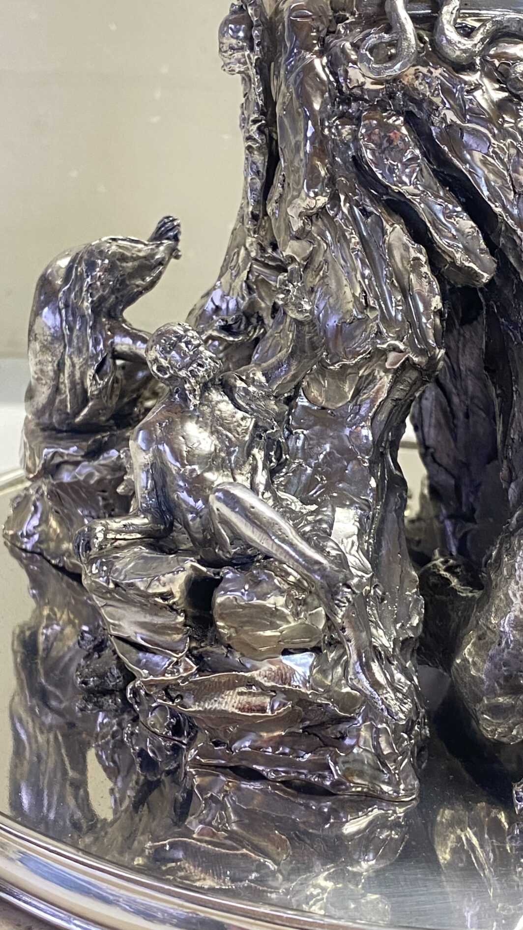 SORPRENDENTE E GRANDE SOURTOUT VINTAGE DELLA CELEBRE CASA ARGENTIERA ROMANA “RIDI E MADON”, IN ARGENTO MASSICCIO 925 E TRAVERTINO, RAFFIGURANTE LE FAMOSE FONTANE DELLA CELEBRE PIAZZA NAVONA : LA FONTANA DEL MORO, DEI QUATTRO FIUMI E LA FONTANA DEL NETTUNO. (IL PREZZO SI RIFERISCE AL COMPLETO, MA I PEZZI POSSONO ESSERE VENDUTI ANCHE SINGOLARMENTE – CONTATTAMI PER IL PREZZO DI CIASCUNO) - immagine 10