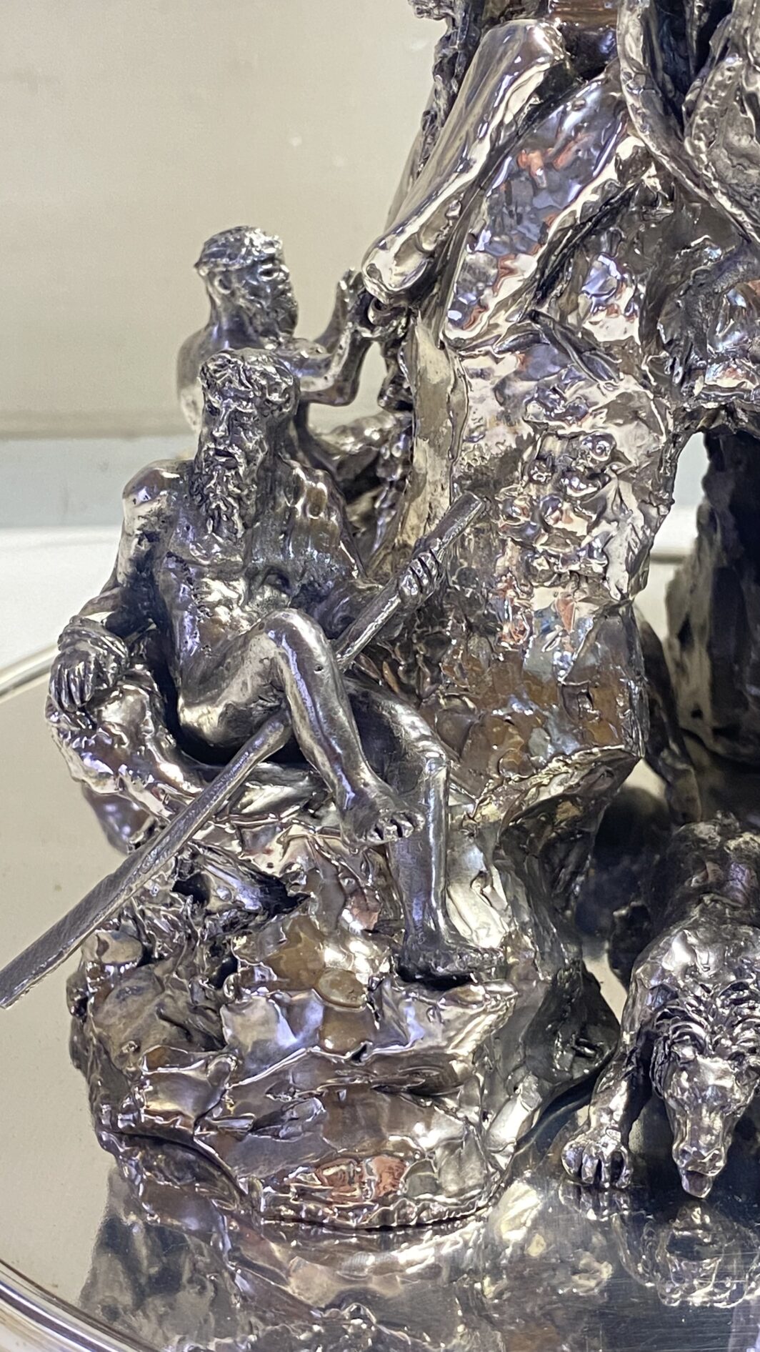 SORPRENDENTE E GRANDE SOURTOUT VINTAGE DELLA CELEBRE CASA ARGENTIERA ROMANA “RIDI E MADON”, IN ARGENTO MASSICCIO 925 E TRAVERTINO, RAFFIGURANTE LE FAMOSE FONTANE DELLA CELEBRE PIAZZA NAVONA : LA FONTANA DEL MORO, DEI QUATTRO FIUMI E LA FONTANA DEL NETTUNO. (IL PREZZO SI RIFERISCE AL COMPLETO, MA I PEZZI POSSONO ESSERE VENDUTI ANCHE SINGOLARMENTE – CONTATTAMI PER IL PREZZO DI CIASCUNO) - immagine 15