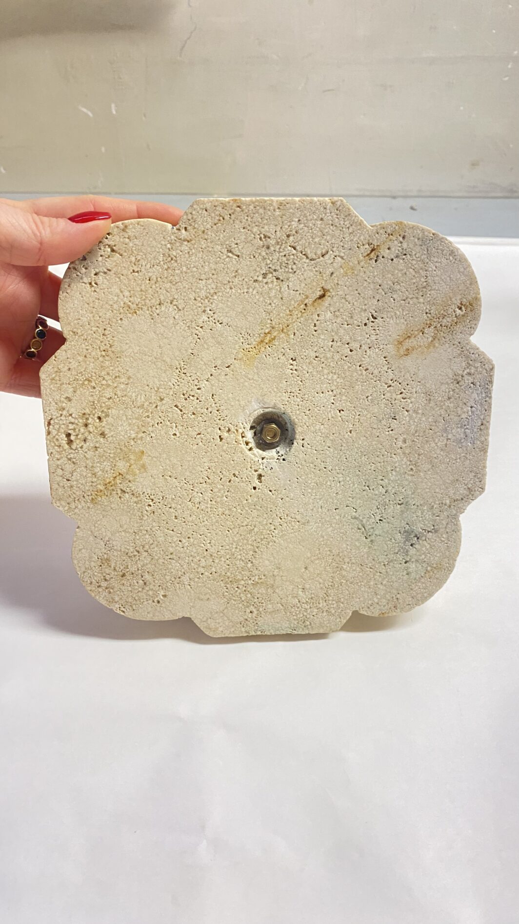 SORPRENDENTE E GRANDE SOURTOUT VINTAGE DELLA CELEBRE CASA ARGENTIERA ROMANA “RIDI E MADON”, IN ARGENTO MASSICCIO 925 E TRAVERTINO, RAFFIGURANTE LE FAMOSE FONTANE DELLA CELEBRE PIAZZA NAVONA : LA FONTANA DEL MORO, DEI QUATTRO FIUMI E LA FONTANA DEL NETTUNO. (IL PREZZO SI RIFERISCE AL COMPLETO, MA I PEZZI POSSONO ESSERE VENDUTI ANCHE SINGOLARMENTE – CONTATTAMI PER IL PREZZO DI CIASCUNO) - immagine 33