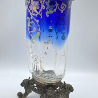 RAFFINATO VASO ART NOUVEAU IN VETRO SOFFIATO DIPINTO A MANO A MOTIVI FLOREALI, CON BASE IN BRONZO. FRANCIA, FINE XIX sec. - immagine 7