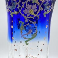 RAFFINATO VASO ART NOUVEAU IN VETRO SOFFIATO DIPINTO A MANO A MOTIVI FLOREALI, CON BASE IN BRONZO. FRANCIA, FINE XIX sec. - immagine 9