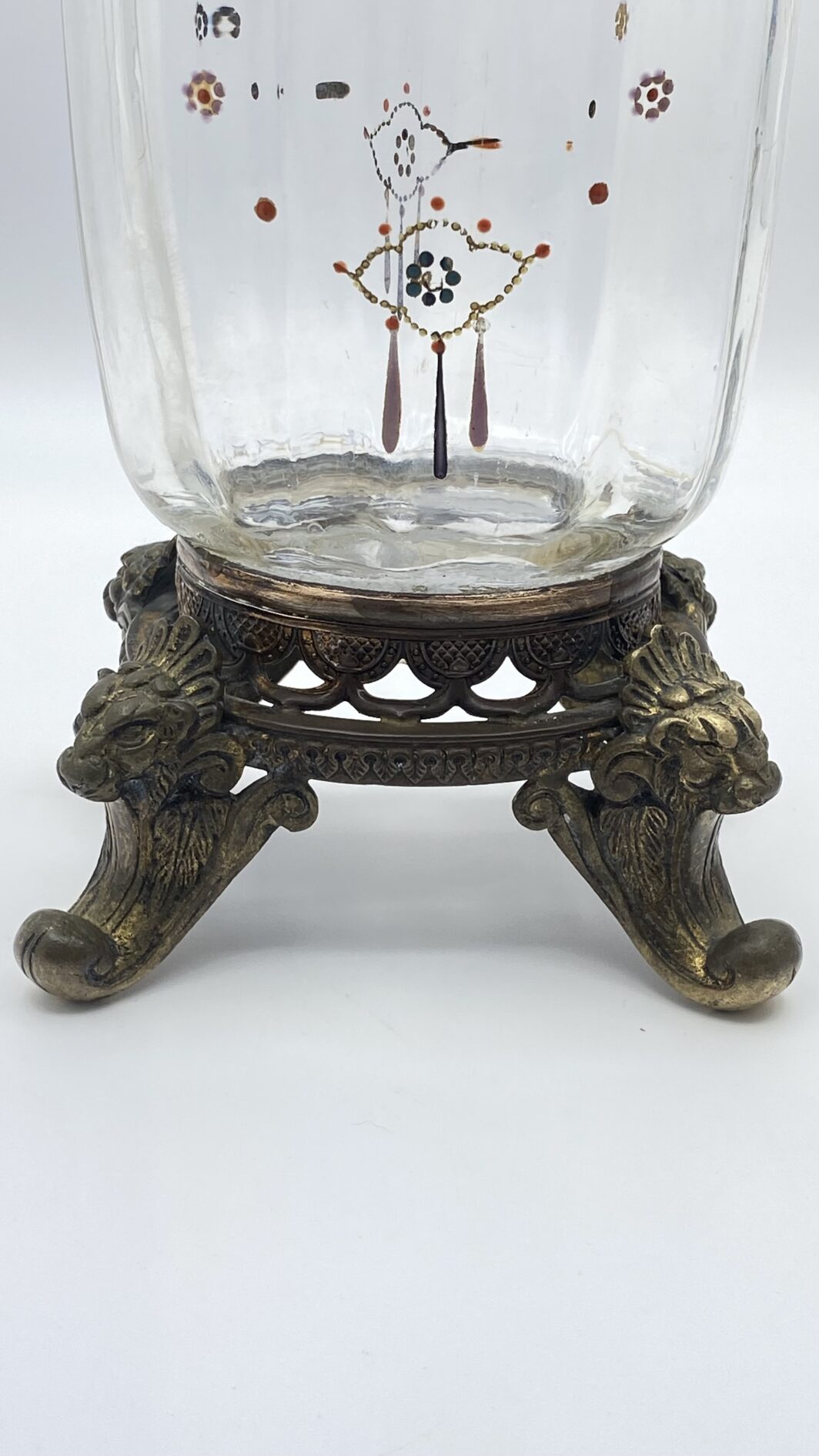 RAFFINATO VASO ART NOUVEAU IN VETRO SOFFIATO DIPINTO A MANO A MOTIVI FLOREALI, CON BASE IN BRONZO. FRANCIA, FINE XIX sec. - immagine 14