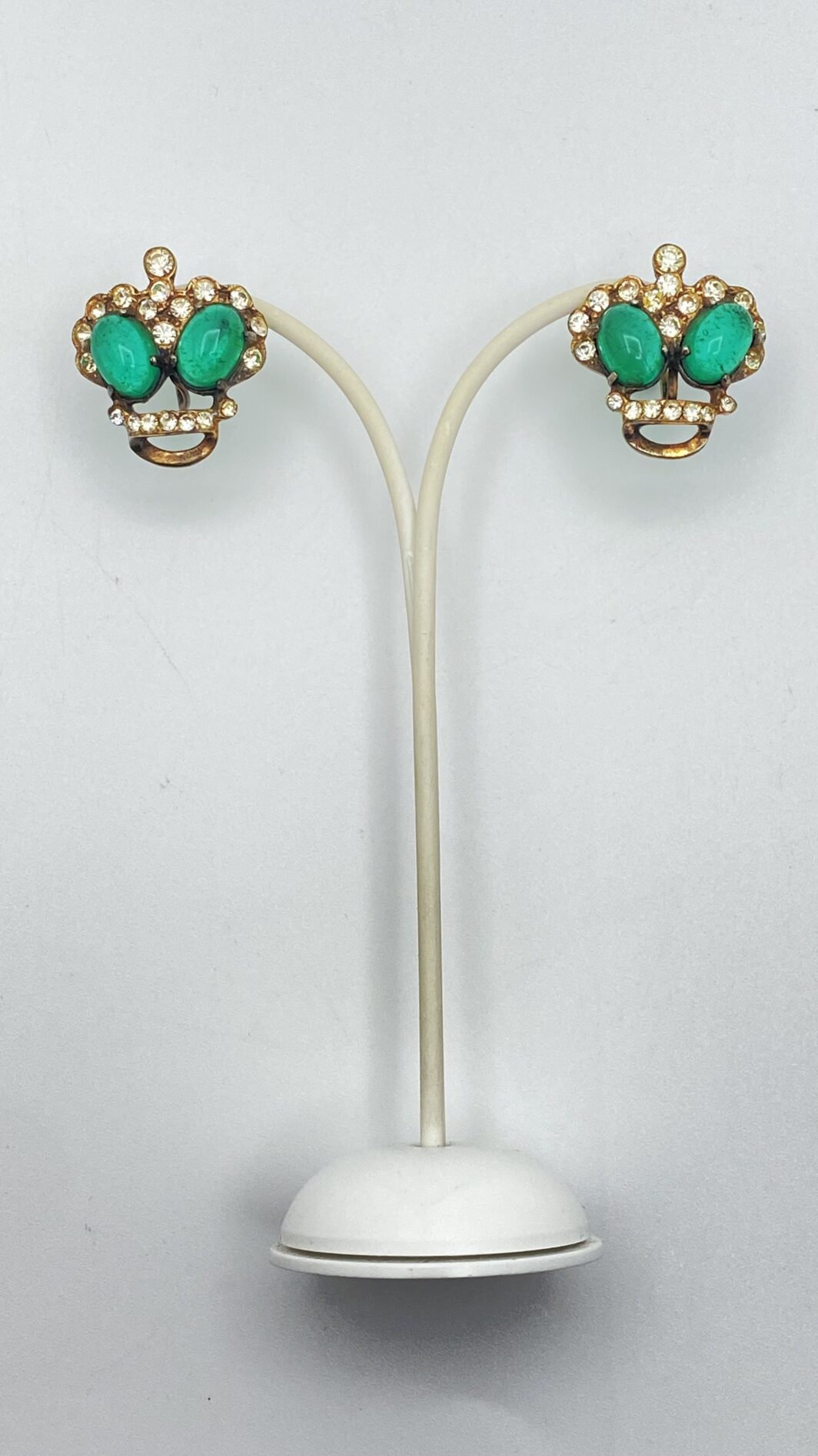STRAORDINARIA DEMI PARURE FIRMATA “CORO STERLING” ANNI’40. CORONE REGALI CON STRASS E CABOCHON DI CRISTALLO. - immagine 22