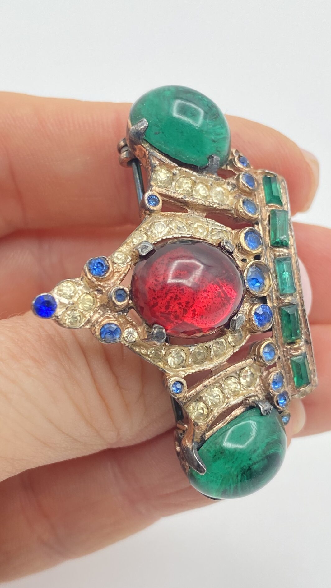 STRAORDINARIA DEMI PARURE FIRMATA “CORO STERLING” ANNI’40. CORONE REGALI CON STRASS E CABOCHON DI CRISTALLO. - immagine 34