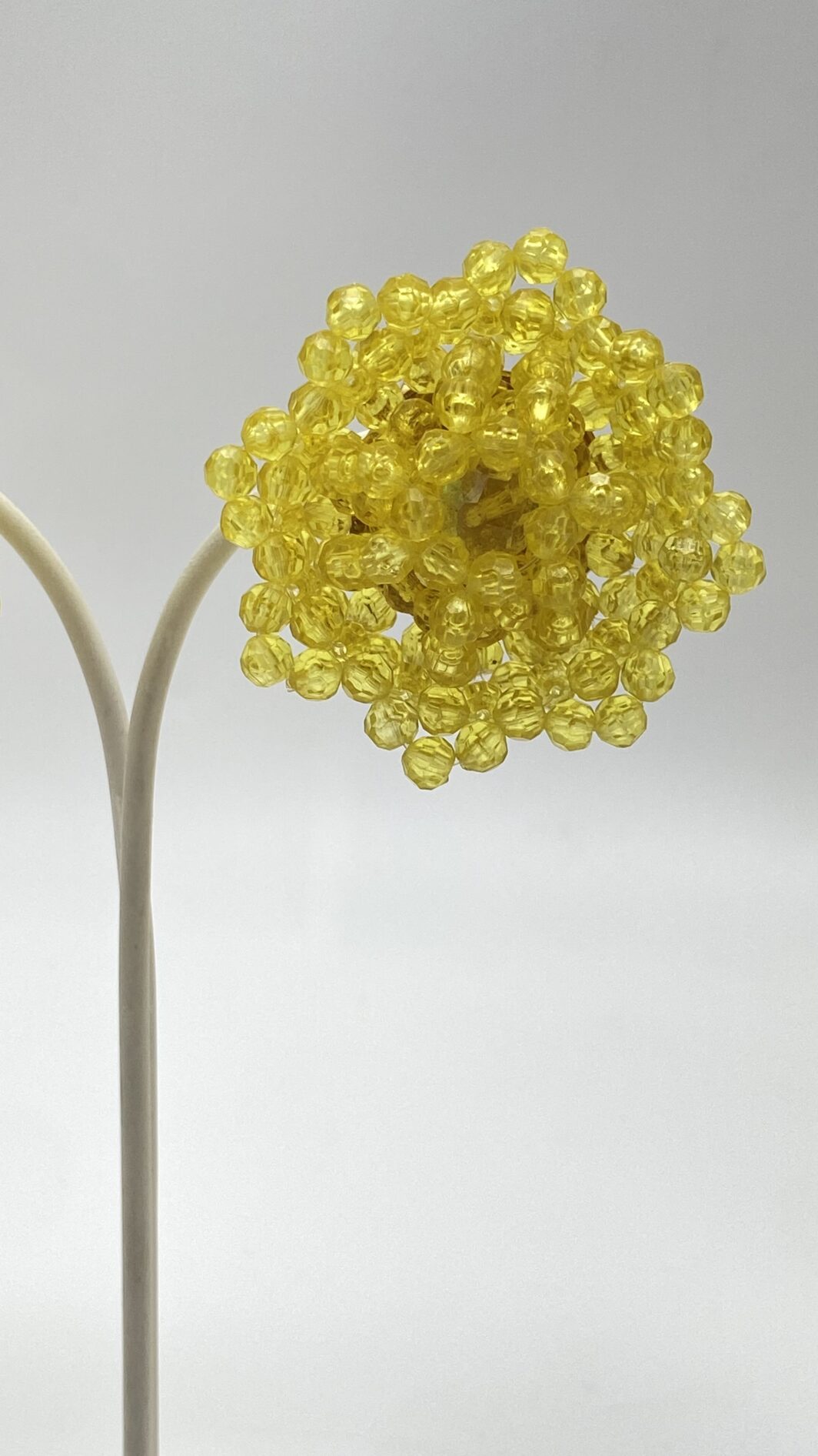 “UN RAGGIO DI SOLE DA INDOSSARE” – DEMI-PARURE IN PASTE DI VETRO E PERLE BIJOUX FIRMATA “GIULIANO FRATTI”. ITALIA, ANNI ’40 - immagine 4