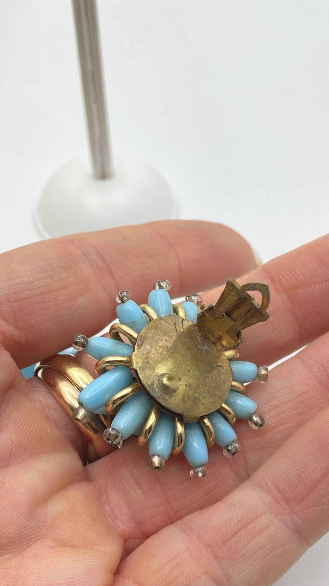 POESIA AZZURRA DEGLI ANNI ’40. DEMI PARURE IN CELLULOIDE E VETRO MURANO. - immagine 15
