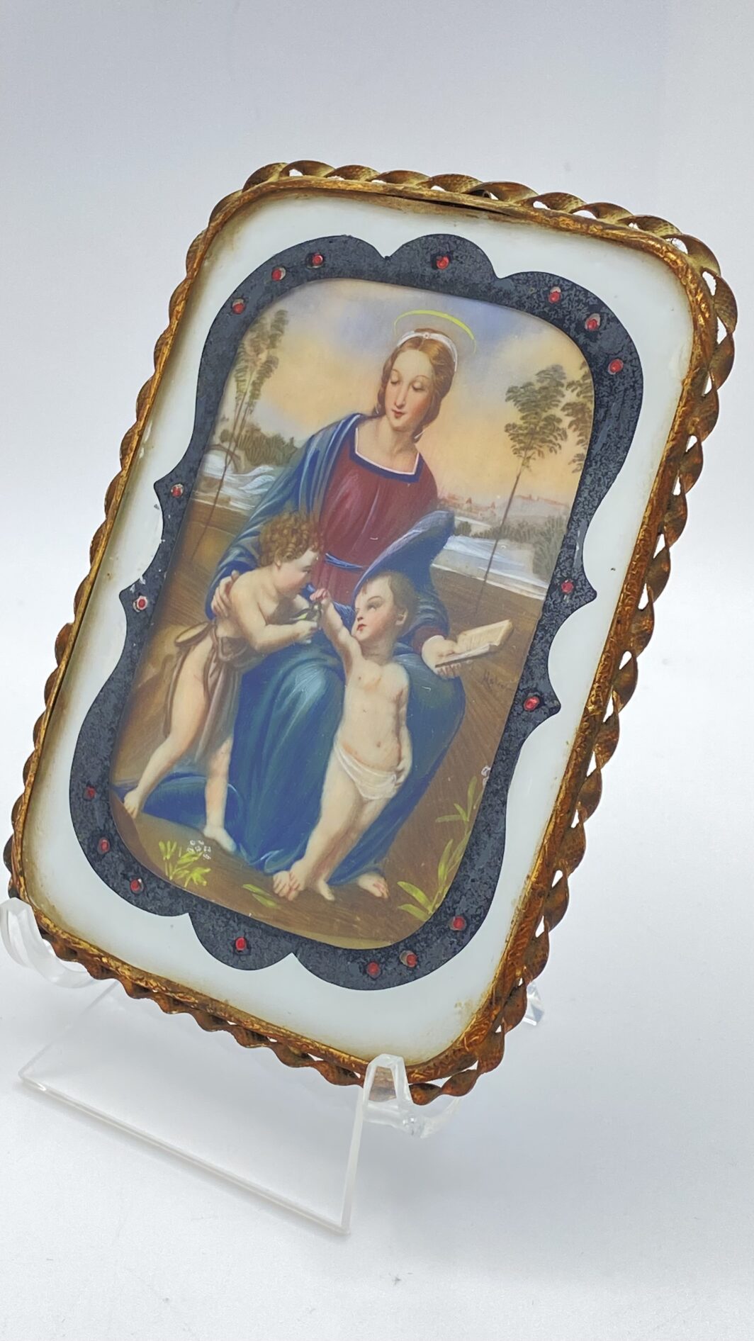 STRAORDINARIA MINIATURA SU AVORIO RAFFIGURANTE IL SUBLIME DIPINTO DELLA “MADONNA DEL CARDELINO” DEL CELEBRE MAESTRO ITALIANO RAFFAELLO SANZIO, CON RAFFINATA CORNICE IN VETRO DIPINTO E ORMOLU FINEMENTE SAGOMATO. ITALIA, SECONDA METÀ O FINE DEL XIX sec. - immagine 8