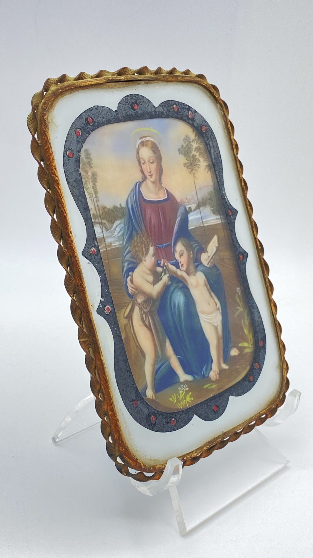 STRAORDINARIA MINIATURA SU AVORIO RAFFIGURANTE IL SUBLIME DIPINTO DELLA “MADONNA DEL CARDELINO” DEL CELEBRE MAESTRO ITALIANO RAFFAELLO SANZIO, CON RAFFINATA CORNICE IN VETRO DIPINTO E ORMOLU FINEMENTE SAGOMATO. ITALIA, SECONDA METÀ O FINE DEL XIX sec. - immagine 9