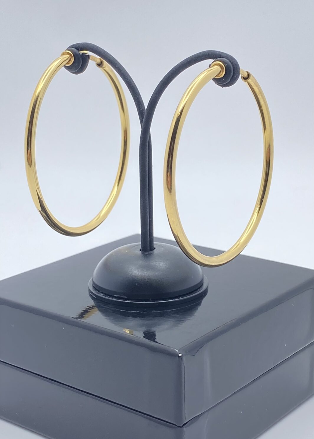 CERCHI POWER IN GOLD TONE. VINTAGE ANNI’80.