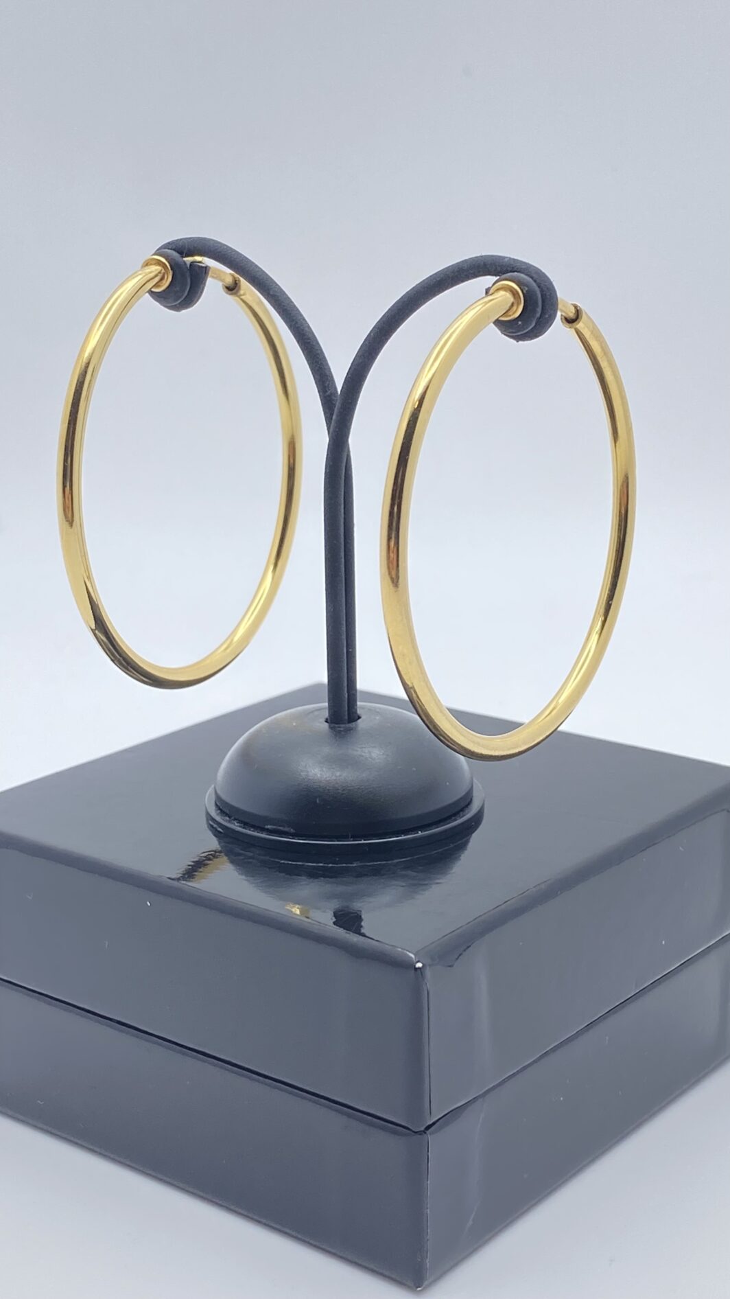CERCHI POWER IN GOLD TONE. VINTAGE ANNI’80.