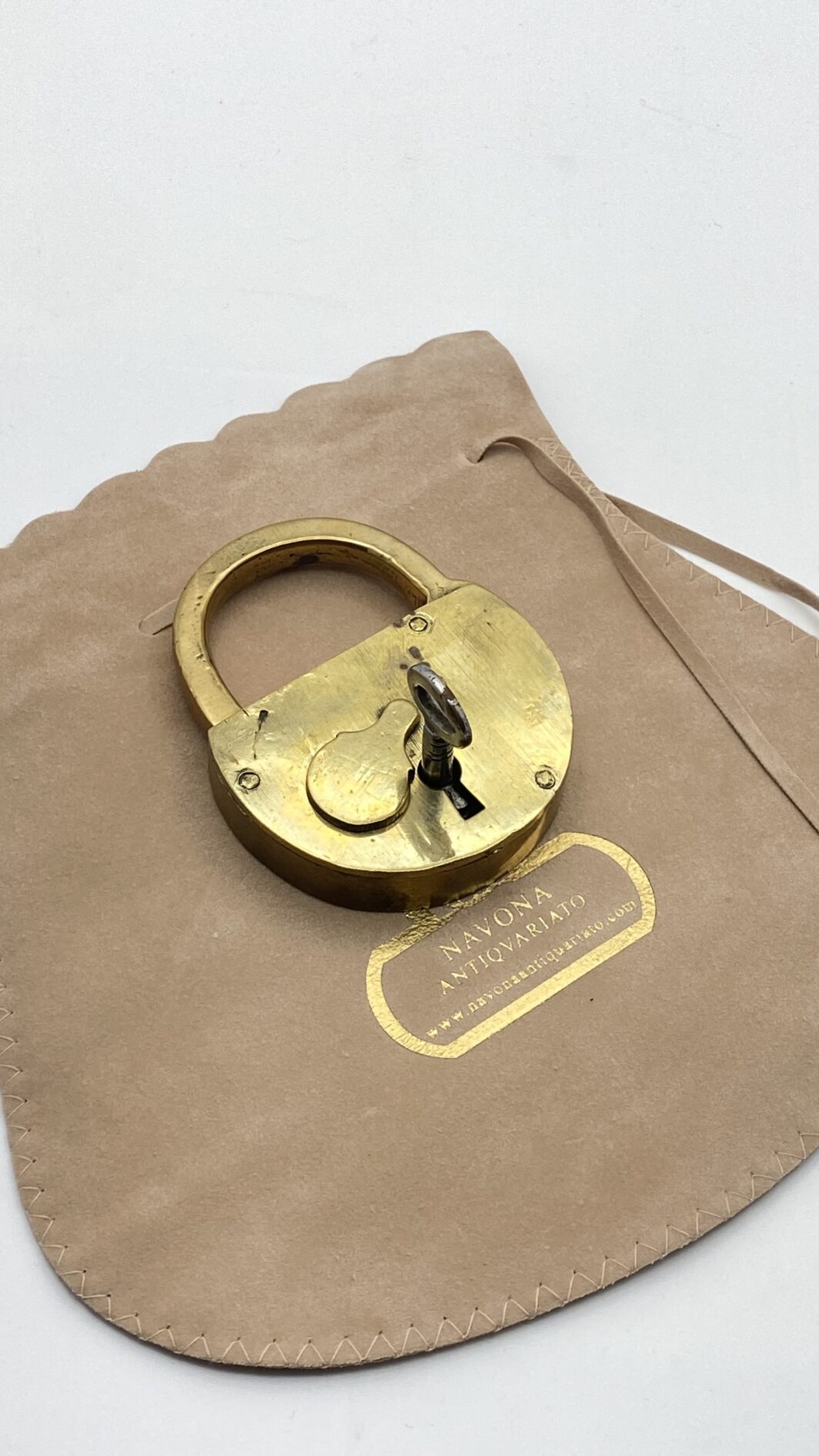 LUCCCHETTO VITTORIANO IN BRONZO CON CHIAVE ORIGINALE - immagine 16
