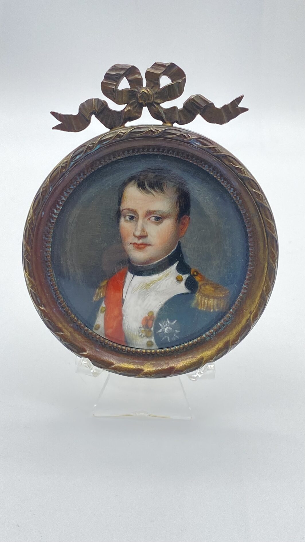 NAPOLEONE, ANNO 1847 – STRAORDINARIA MINIATURA ROTONDA SU AVORIO CON CORNICE IN BRON