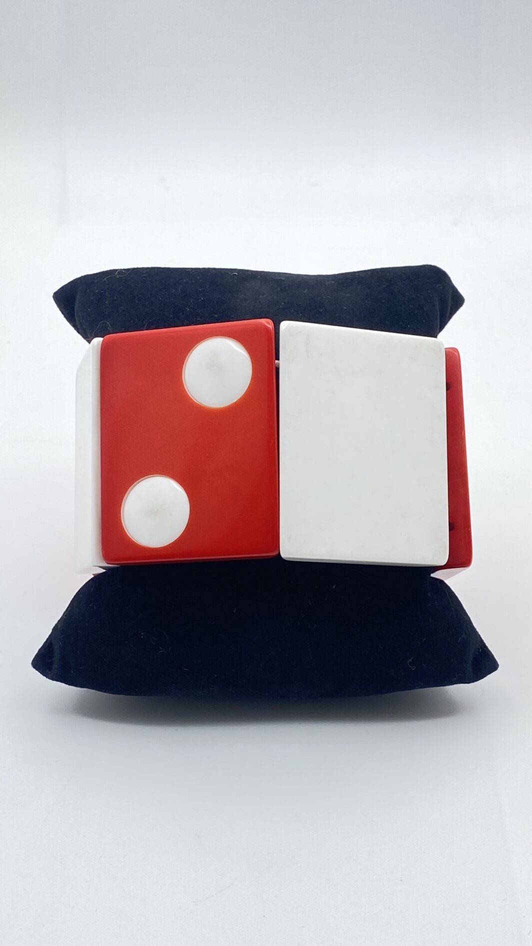 BRACCIALE “DOMINO” ANNI ’30 IN BAKELITE ROSSA E BIANCA. - immagine 3