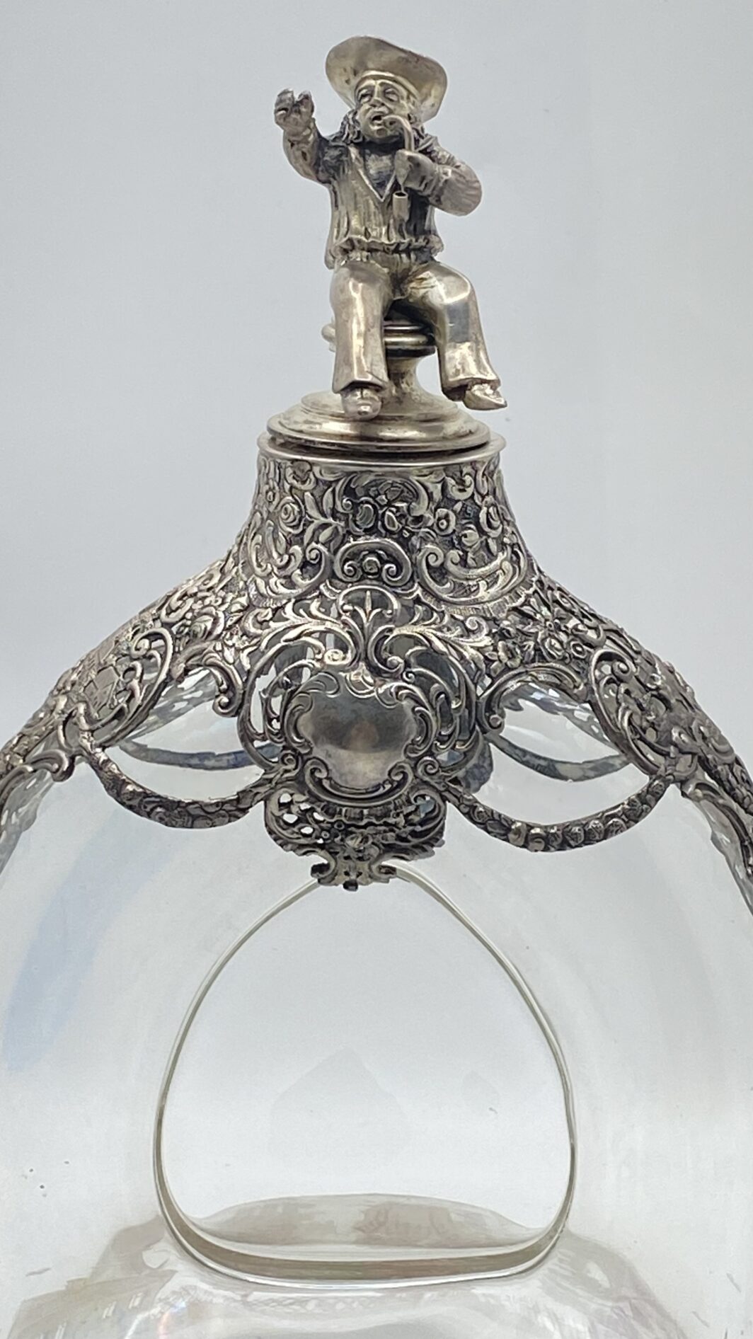 BOTTIGLIA DA LIQUORE IN CRISTALLO INTAGLIATO E ARGENTO, GERMANIA XIX SECOLO, RAFFINATA OPERA DECORATIVA DAL FASCINO CONTADINO - immagine 21