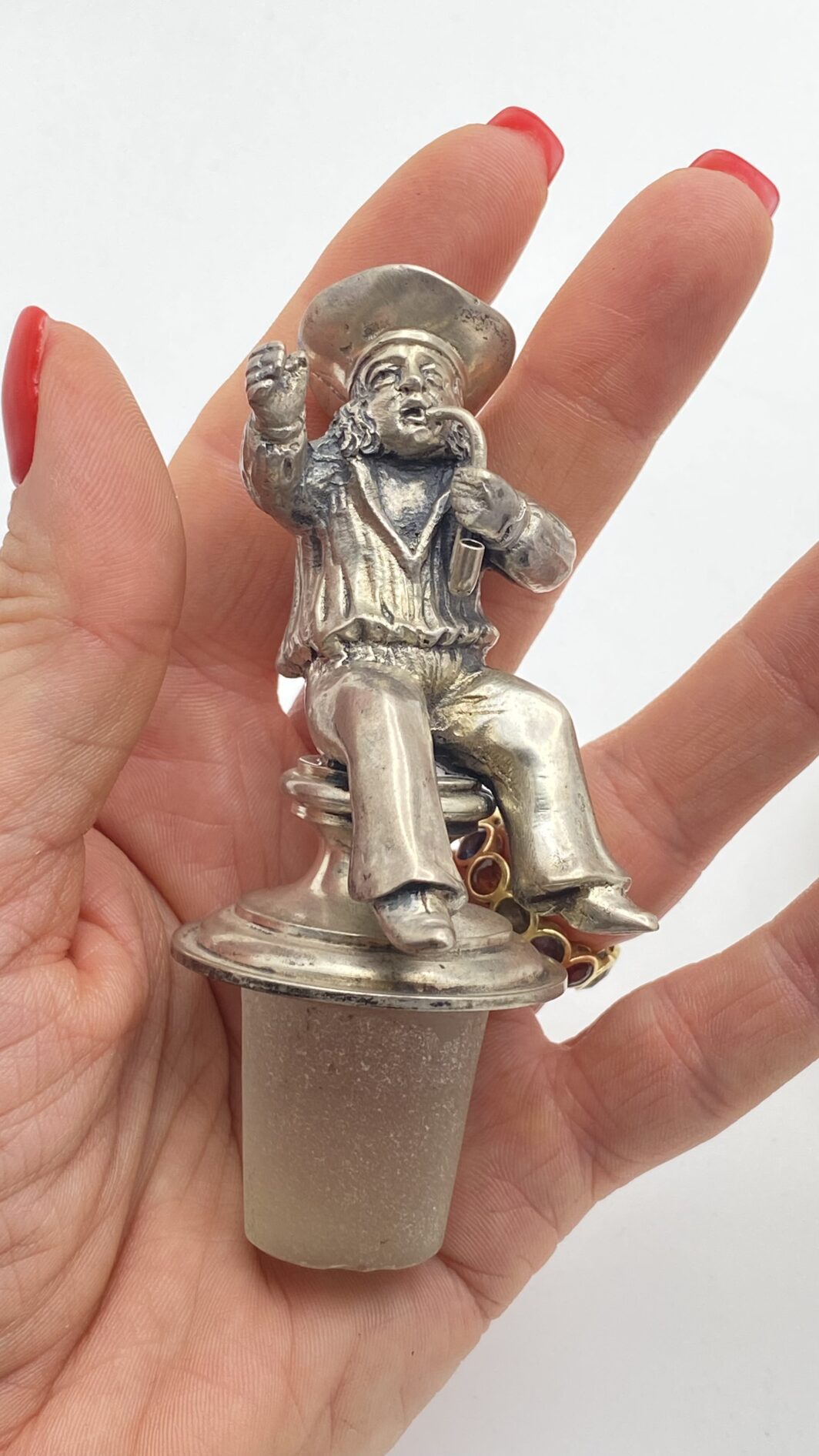 BOTTIGLIA DA LIQUORE IN CRISTALLO INTAGLIATO E ARGENTO, GERMANIA XIX SECOLO, RAFFINATA OPERA DECORATIVA DAL FASCINO CONTADINO - immagine 7