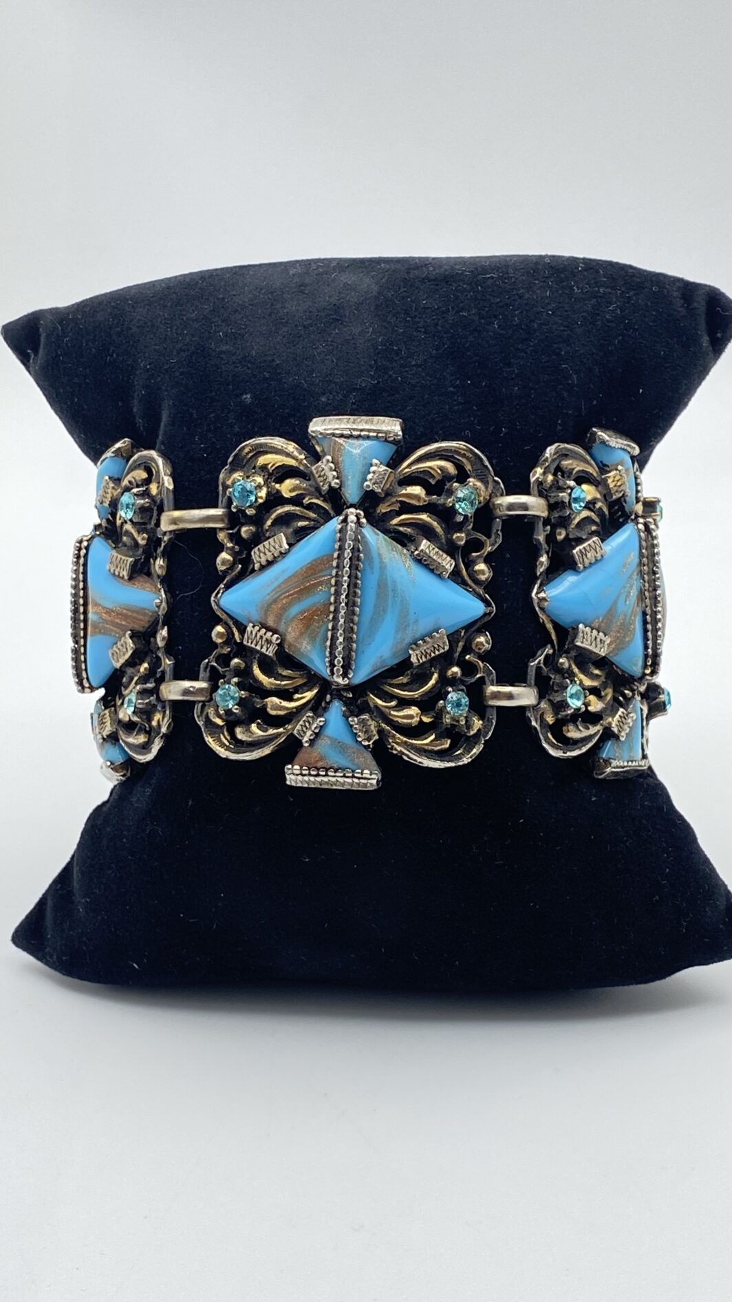 PARURE SELRO  VINTAGE – UN TRIONFO DI TURCHESE, STRASS E MAESTRIA AMERICANA ANNI’40 - immagine 3