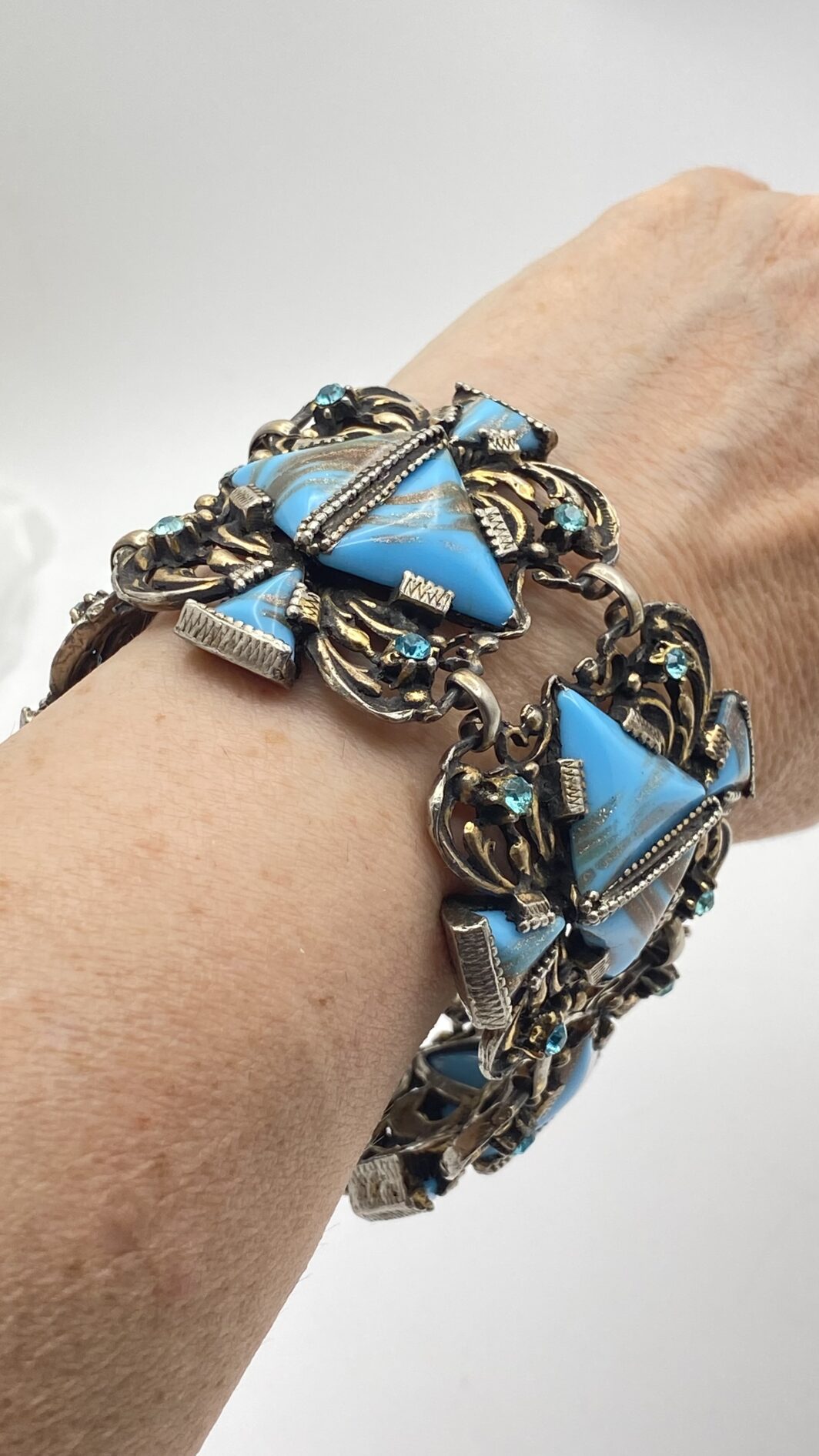 PARURE SELRO  VINTAGE – UN TRIONFO DI TURCHESE, STRASS E MAESTRIA AMERICANA ANNI’40 - immagine 13