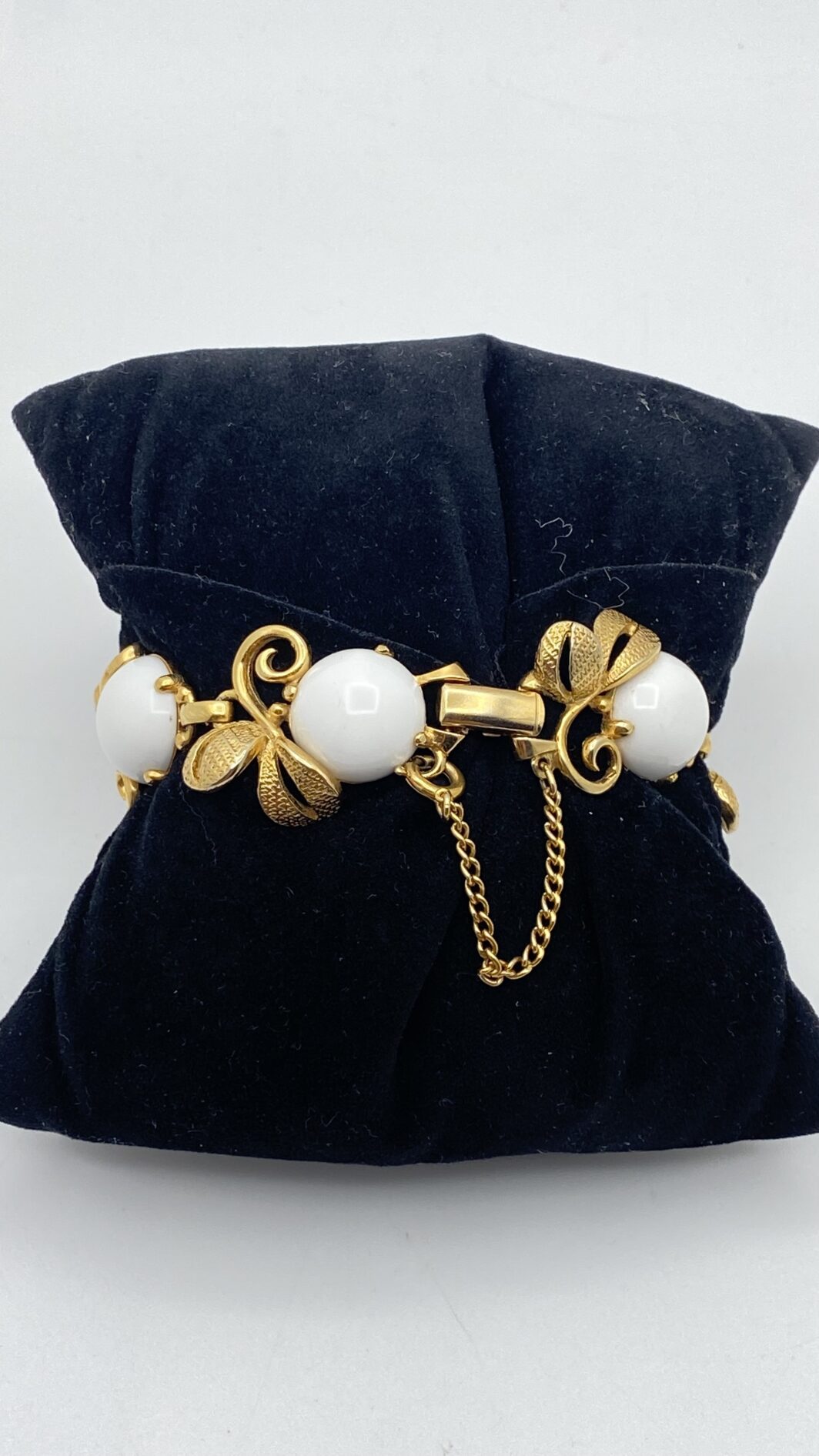 RARISSIMO BRACCIALE FIRMATO SCHIAPARELLI ,VINTAGE – UN’ICONA RARISSIMA DI ELEGANZA E DESIGN STORICO ANNI’40. - immagine 5