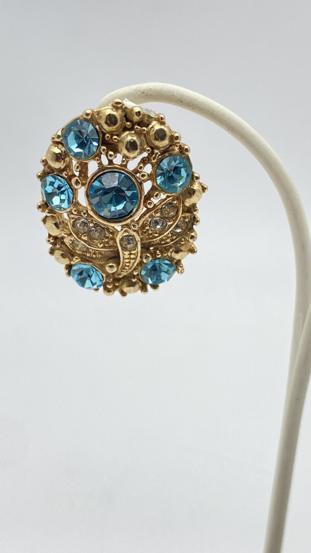 DANZA DI LIBELLULE IN METALLO GOLD TONE E CRISTALLI COLOR TOPAZIO BLUE LONDON – DEMI-PARURE ANNI ’70/’80 FIRMATA B.R. - immagine 15